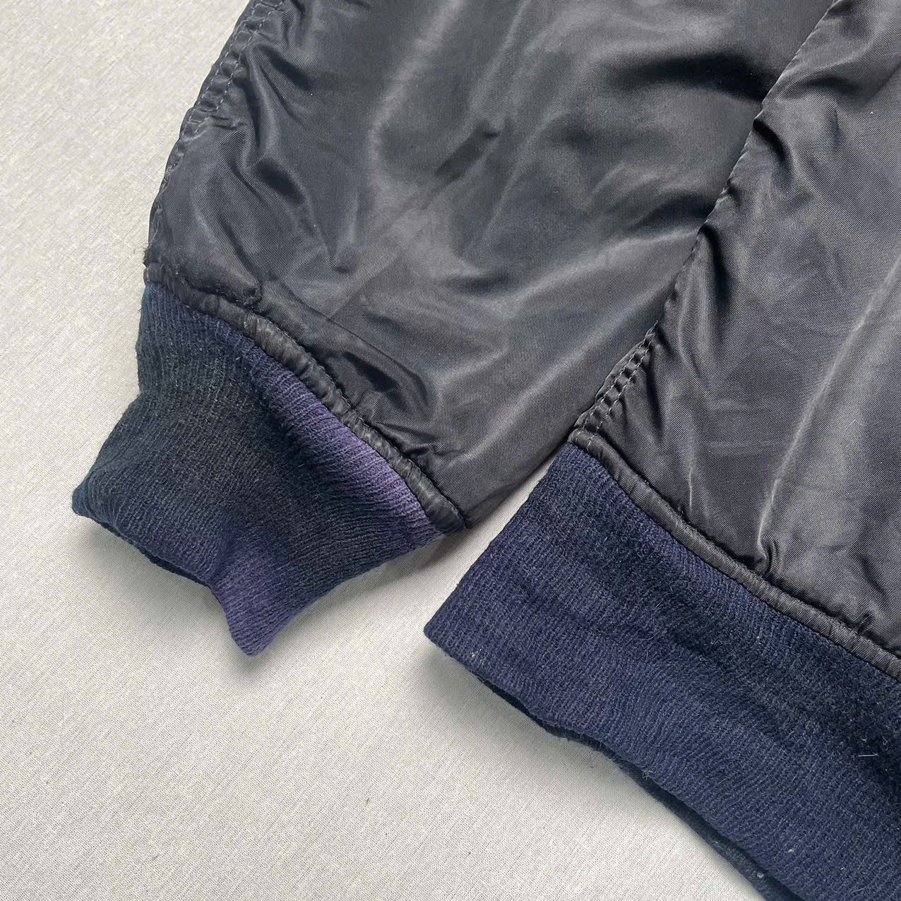 Other Vintage CWU bomber Size US L / EU 52-54 / 3 - 9 Thumbnail