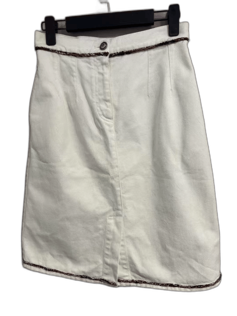 Chanel Chanel White Denim Skirt Size 38 Size 38" / US 16 / IT 52 - 1 Thumbnail