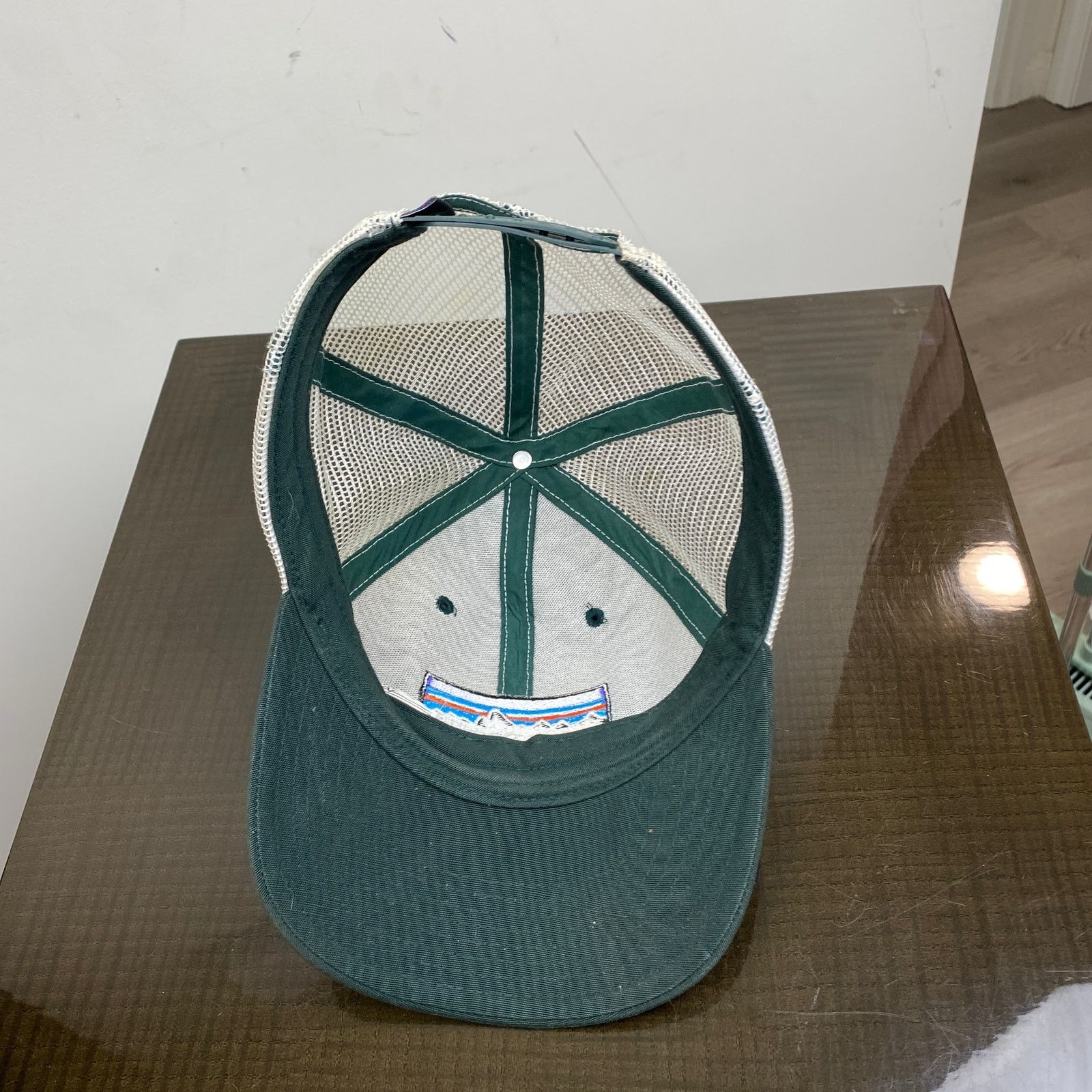 Patagonia Patagonia P-6 Logo Mesh Trucker Hat Snapback Gorpcore Size ONE SIZE - 7 Thumbnail