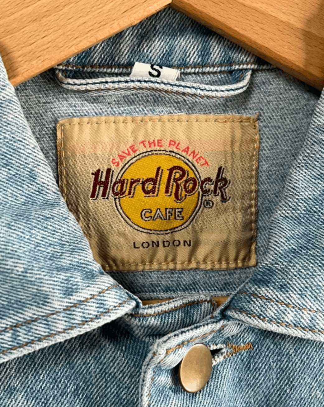 Hard Rock Cafe Vintage Hard Rock Cafe London denim jacket Size US S / EU 44-46 / 1 - 4 Thumbnail