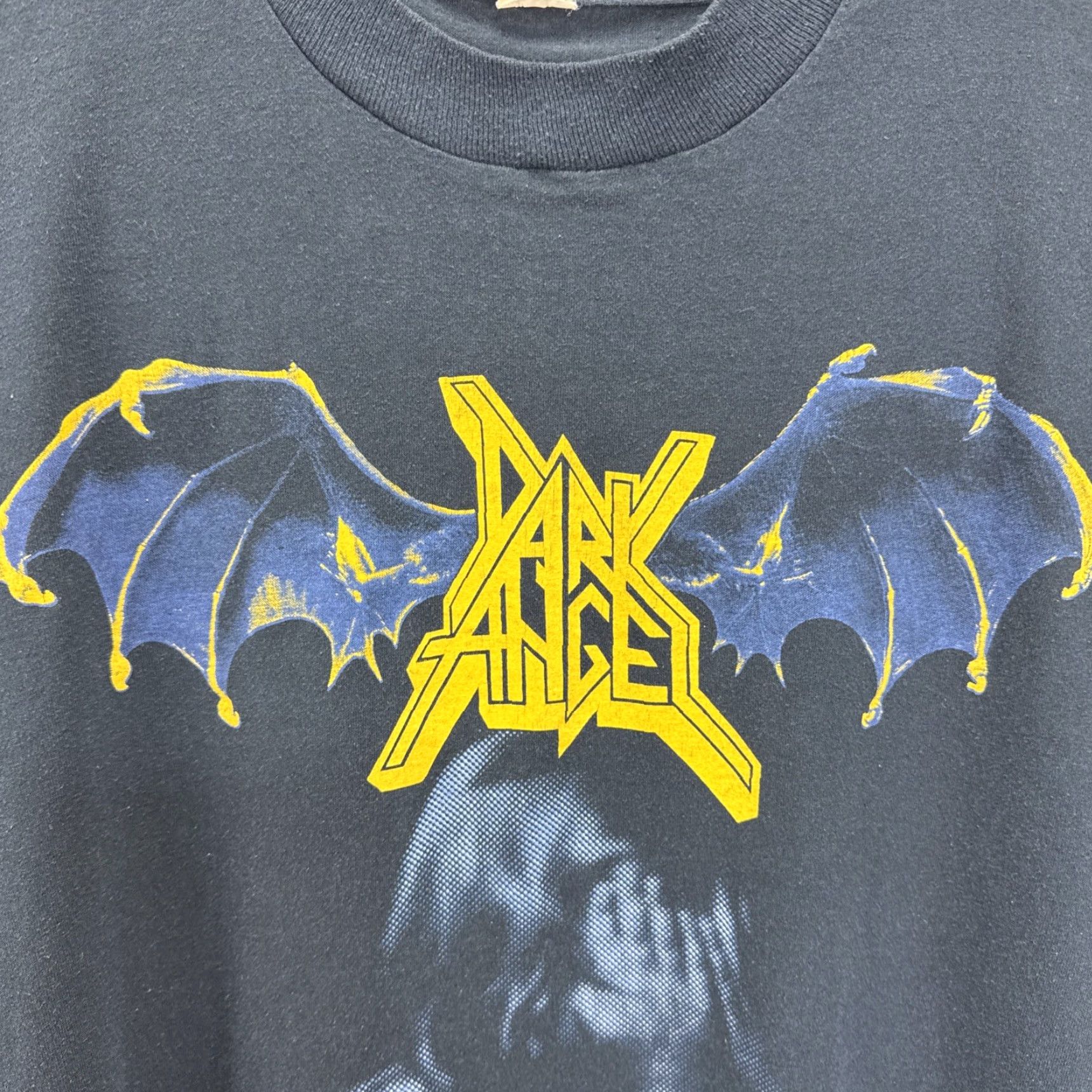 Vintage VINTAGE Dark Angel Leave Scars T Shirt L Black Unisex 80s Thrash Metal Screen Stars Goth Shirt Mens/Womens Size US L / EU 52-54 / 3 - 7 Thumbnail