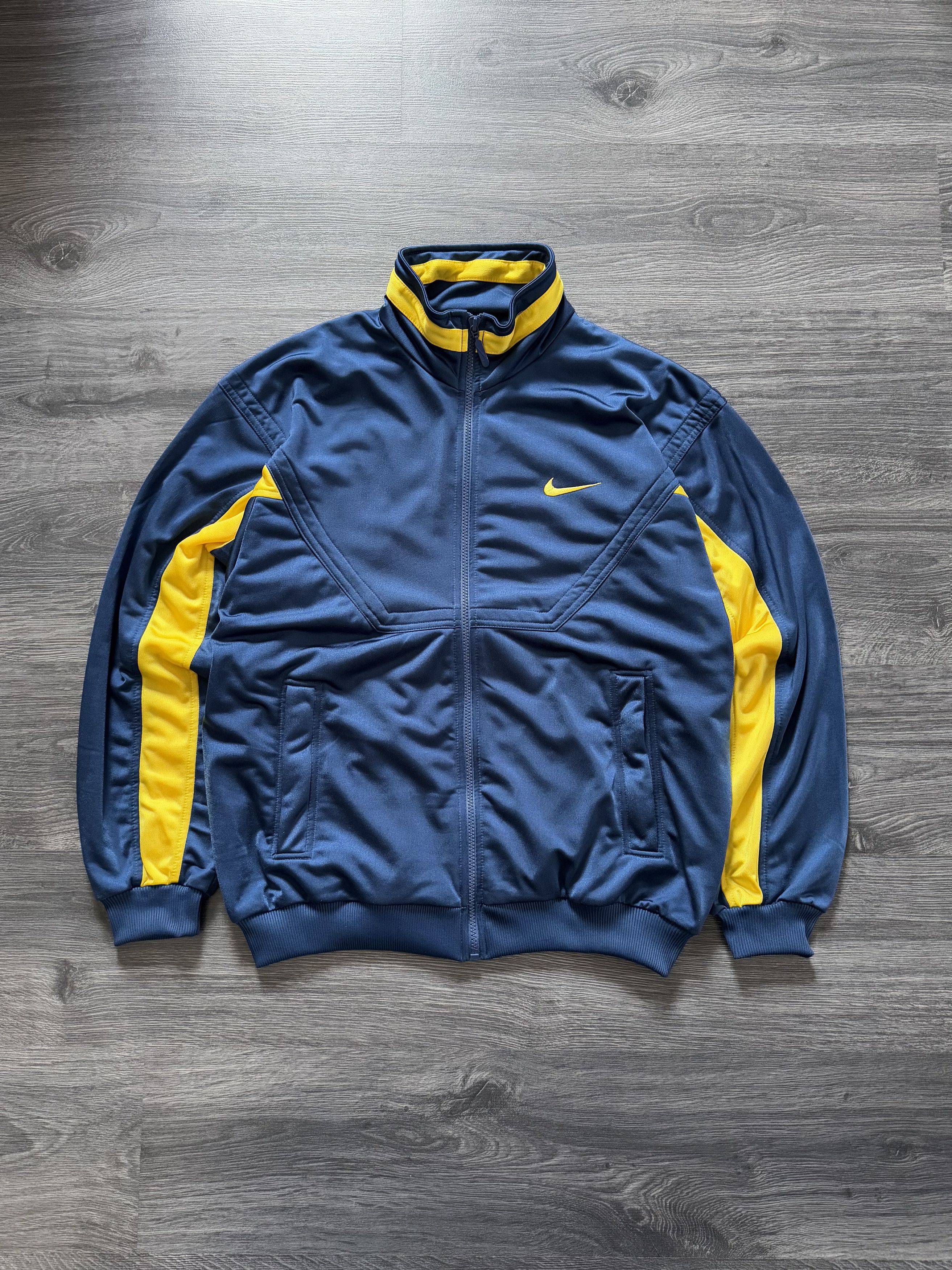 Nike Vintage Nike Track Jacket Big Logo Size US M / EU 48-50 / 2 - 1 Thumbnail