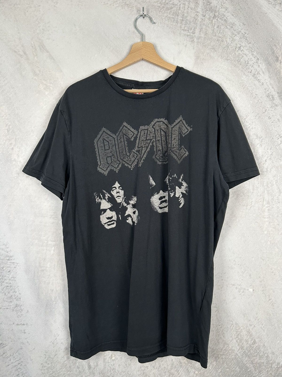Band Tees Vintage AC/DC 2010 Rock Band Tee Graphic Hype Rare Size US XXL / EU 58 / 5 - 1 Thumbnail