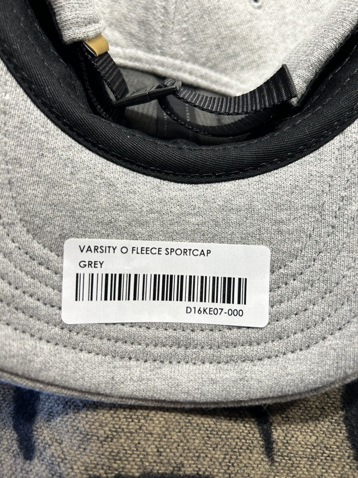 October's Very Own 2016 Varsity “O” Chenille Hat Size ONE SIZE - 4 Thumbnail