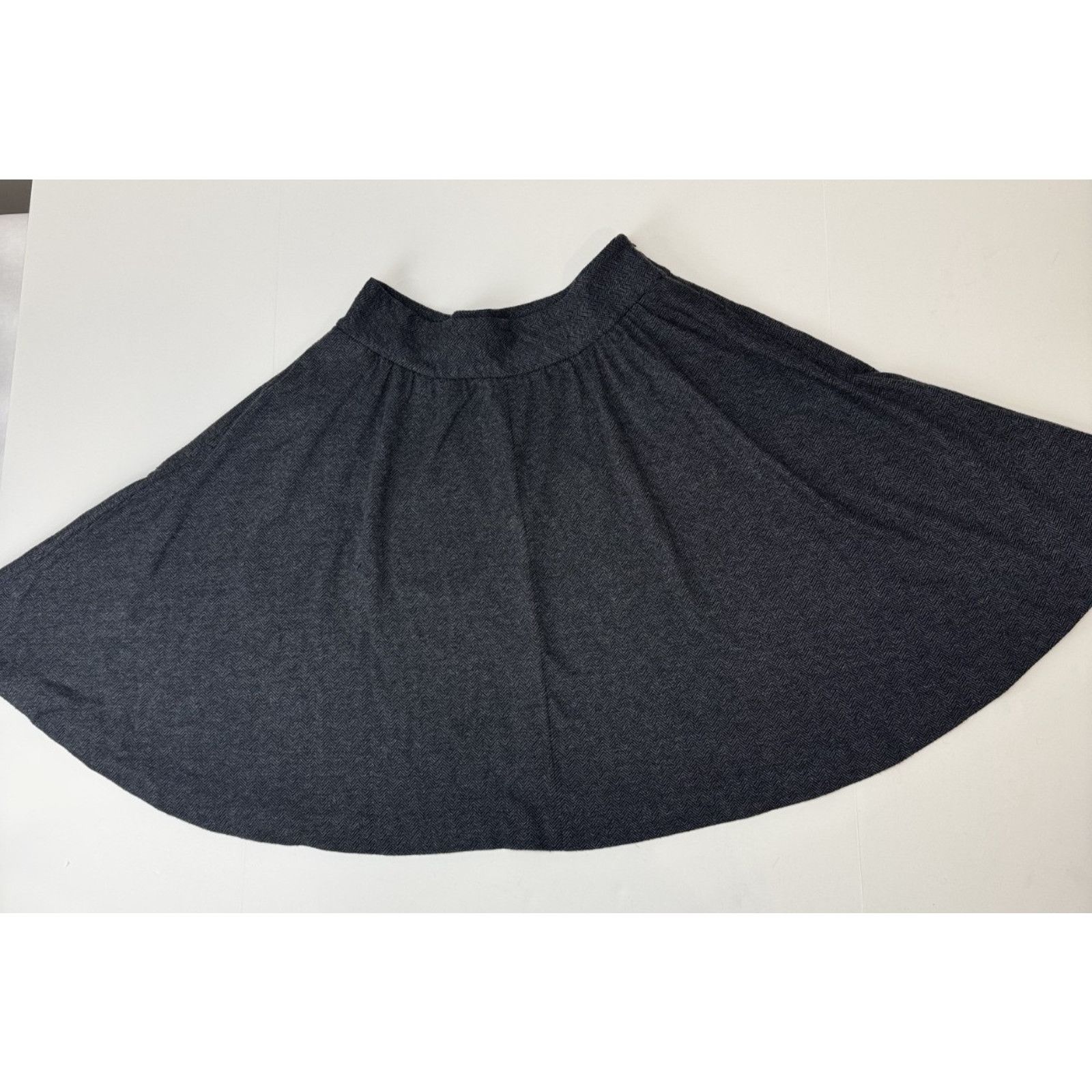 Banana Republic Banana Republic Wool Blend Herringbone A-Line Skirt 12 Size 34" / US 12 / IT 48 - 3 Thumbnail