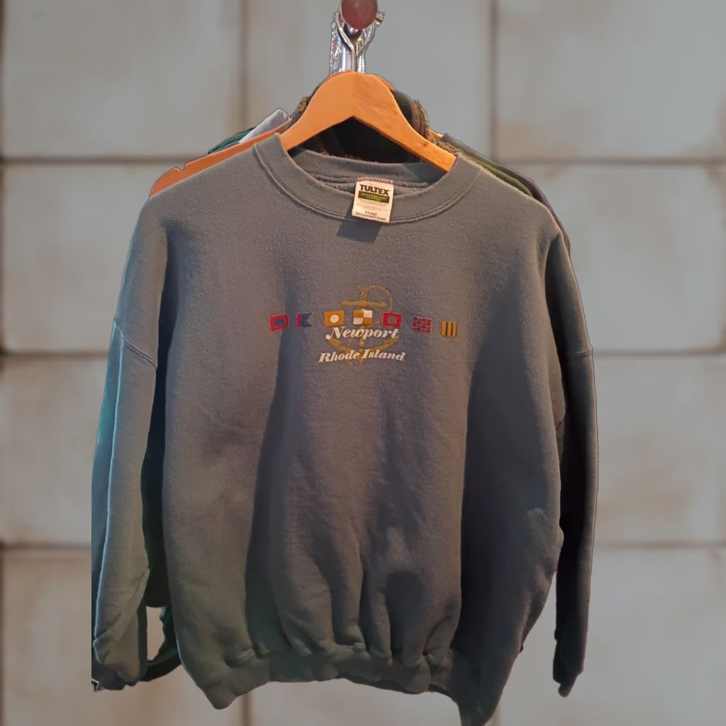 Tultex VINTAGE Tultex Sweatshirt XL Gray Made In USA Pullover Men Travel USA VG Mens Size US XL / EU 56 / 4 - 1 Thumbnail