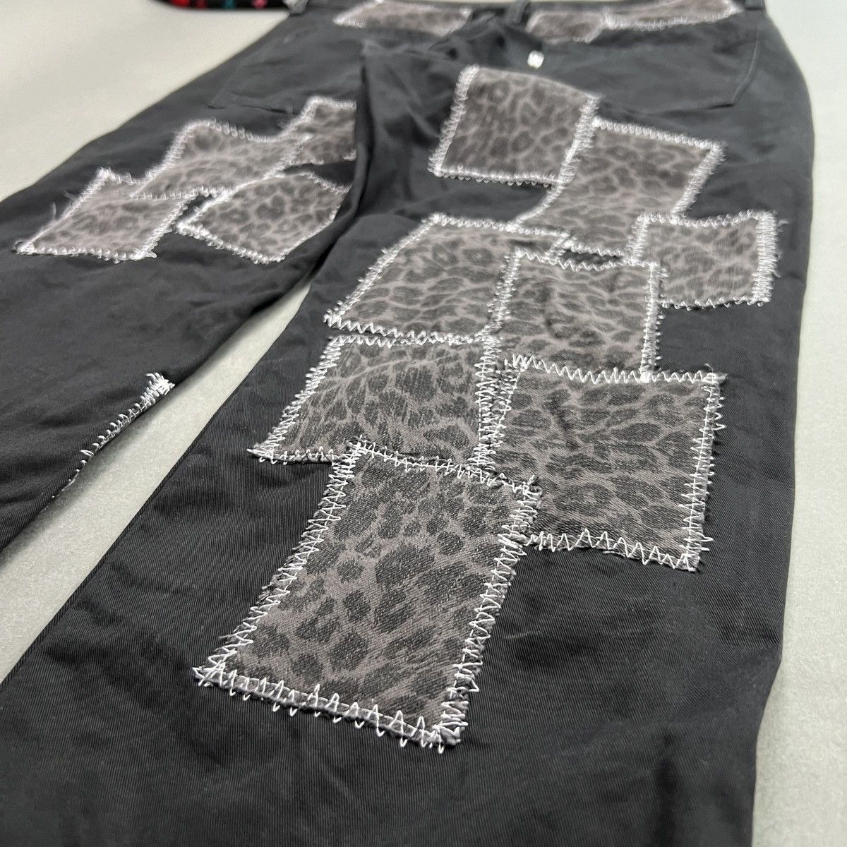 Levi's DENIM COWBOY Leopard Print Patched Jeans Size US 32 / EU 48 - 9 Thumbnail