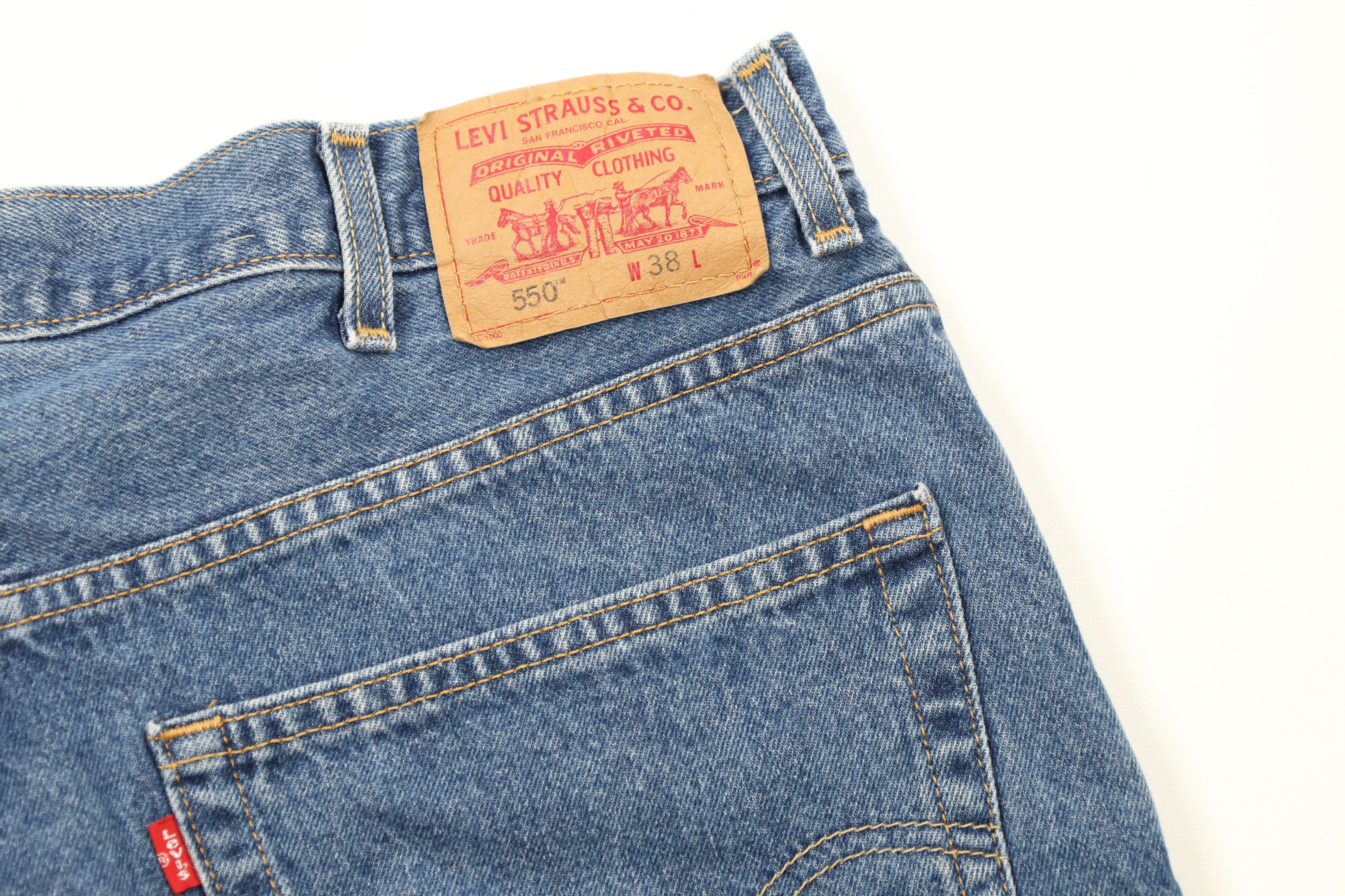 Levi's Vintage Y2K 2004 Levis 550 Fit Denim Jean Shorts Jorts Size US 38 / EU 54 - 13 Thumbnail