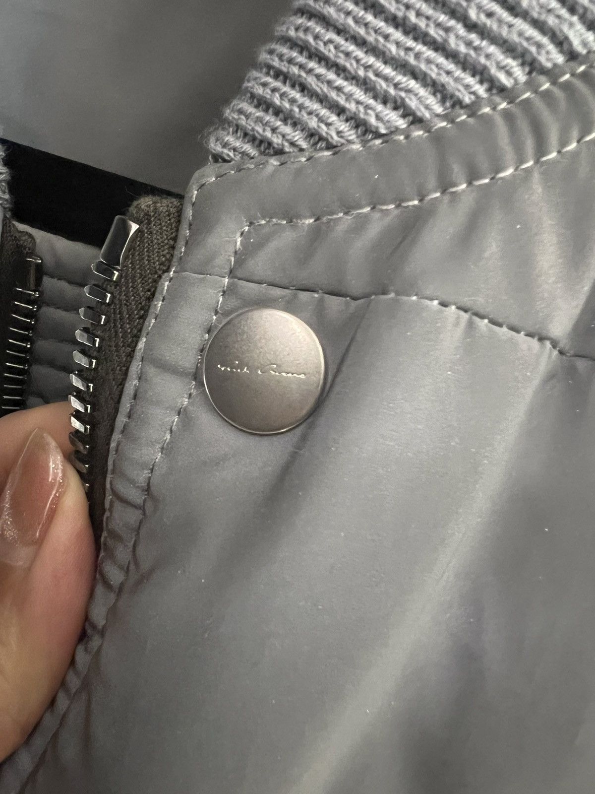 Rick Owens 🔥 Reflective Rick Owens FW22 Strobe Gauntlet bomber jacket Size L / US 10 / IT 46 - 12 Thumbnail