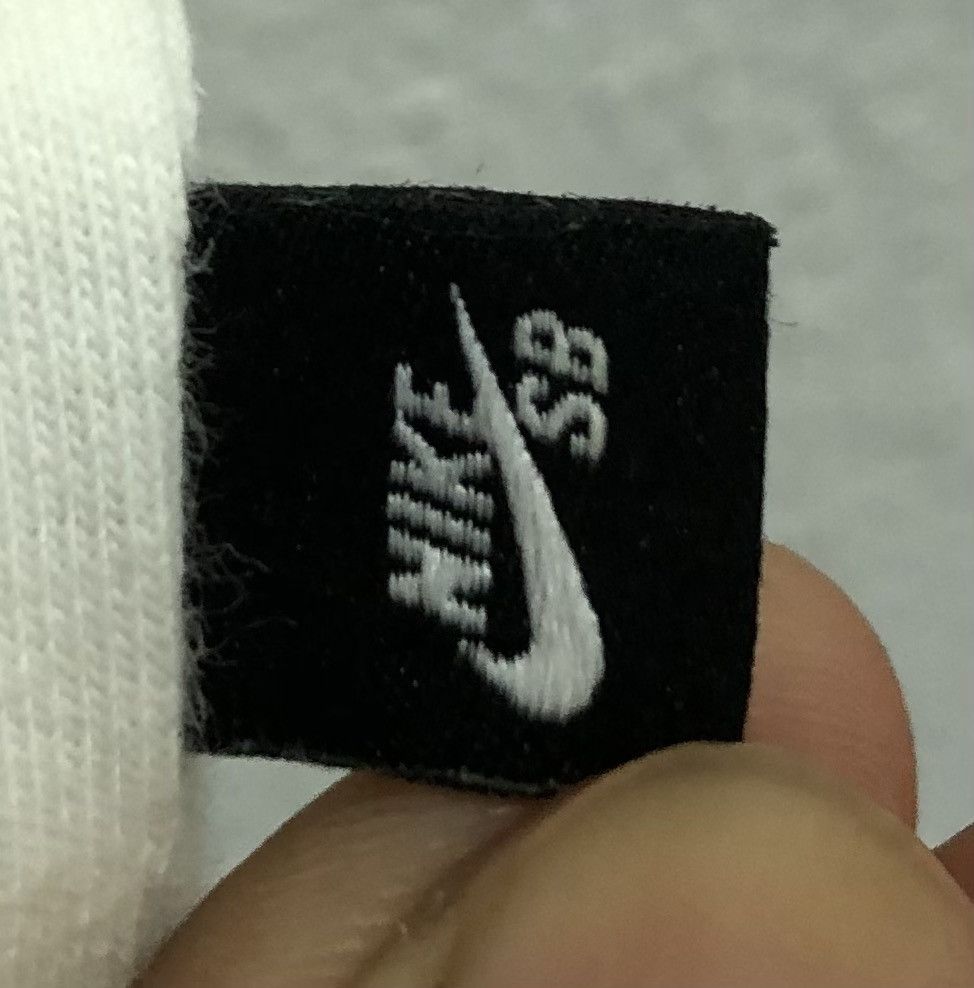 Nike The Nike Tee Nike SB T-Shirt Size US M / EU 48-50 / 2 - 4 Thumbnail