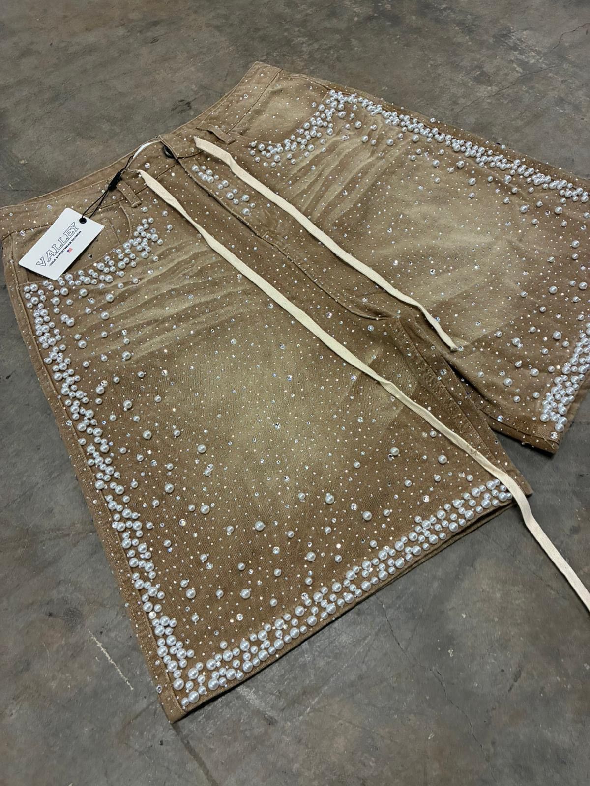 Vale Vale Valley Dreams Tan Sandstorm Jean Shorts Jorts 36 New Size US 36 / EU 52 - 2 Thumbnail