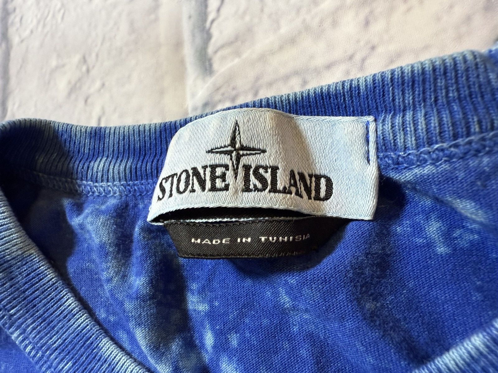 Stone Island Stone Island Embroidered Logo Splatter T-Shirt Size US L / EU 52-54 / 3 - 4 Thumbnail