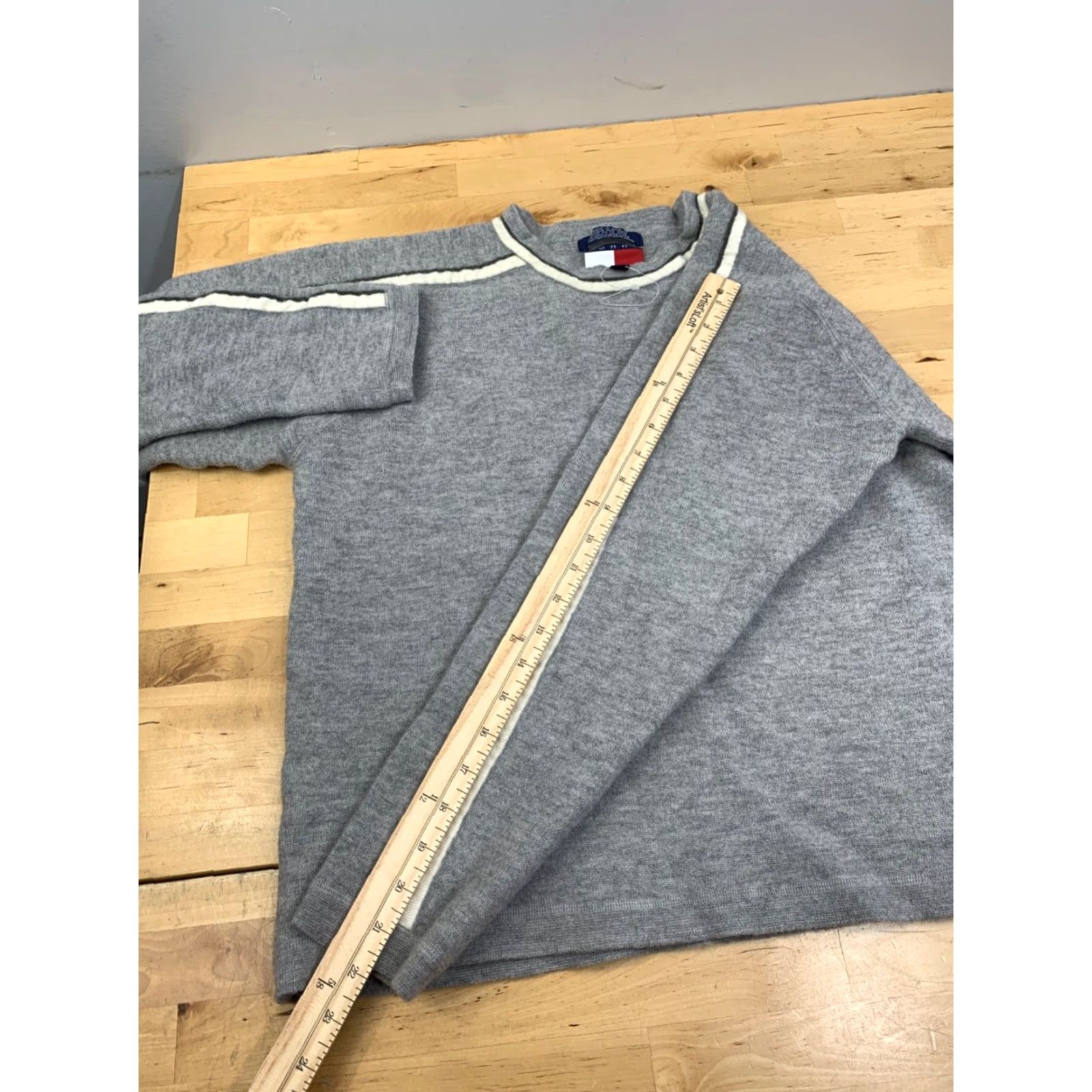 Tommy Hilfiger Tommy Hilfiger Sweater Womens 2XL Gray Wool Blend Crew Neck Size XXL / US 16-18 / IT 52-54 - 5 Thumbnail