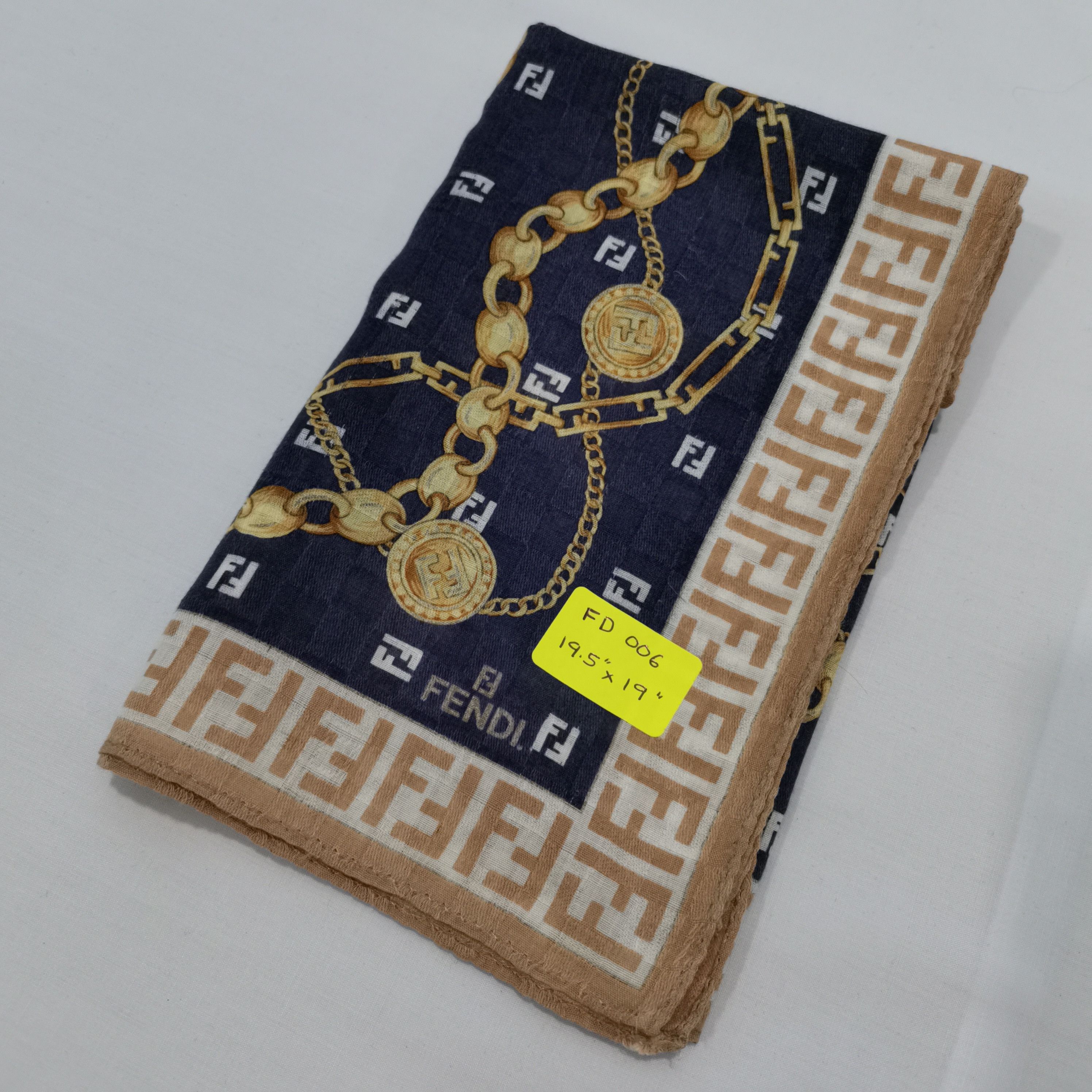 Fendi FENDI HANDKERCHIEF/ BANDANA/ SCARF Size ONE SIZE - 4 Thumbnail