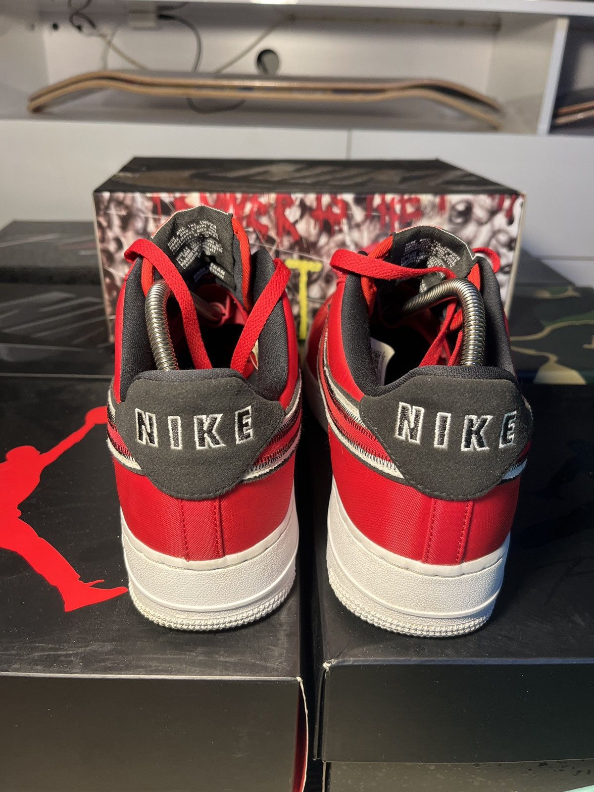 Nike Nike Air Force 1 Reverse stitch university red Size US 11 / EU 44 - 4 Thumbnail