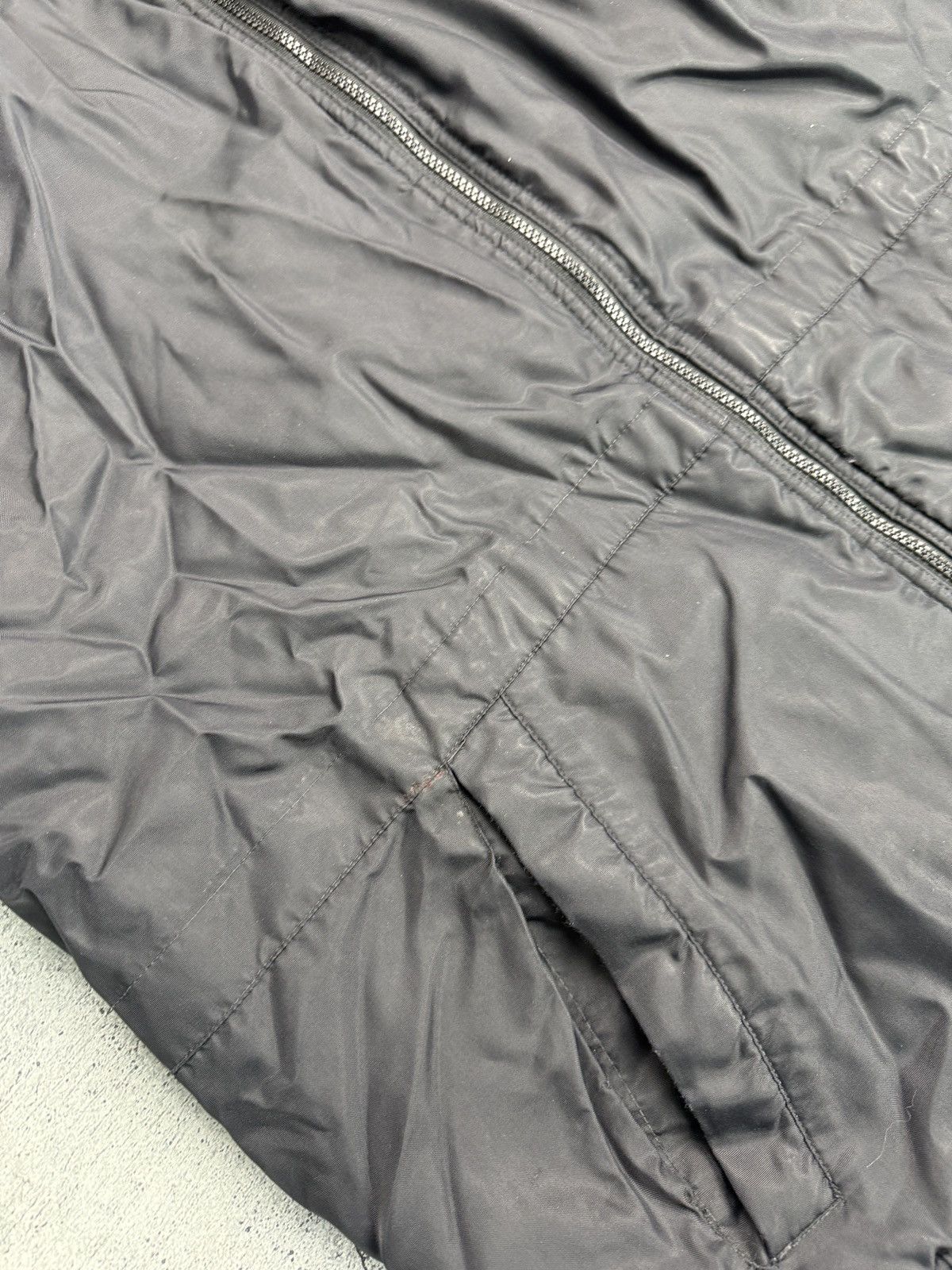 Nike Nike Vintage Puffer Jacket Big Logo Swoosh Size US L / EU 52-54 / 3 - 9 Thumbnail