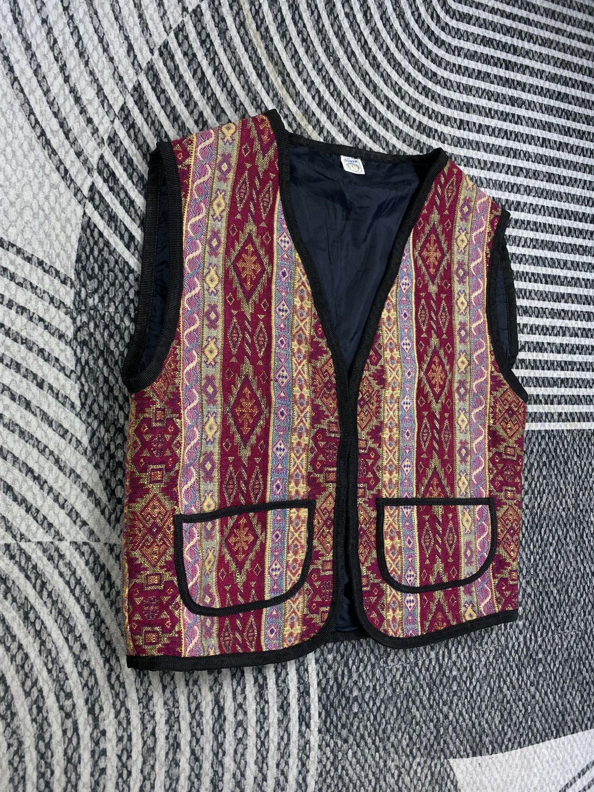 Japanese Brand Vtg Dunya Unisex Bolivian Wool Fabric Vest Size US M / EU 48-50 / 2 - 3 Thumbnail