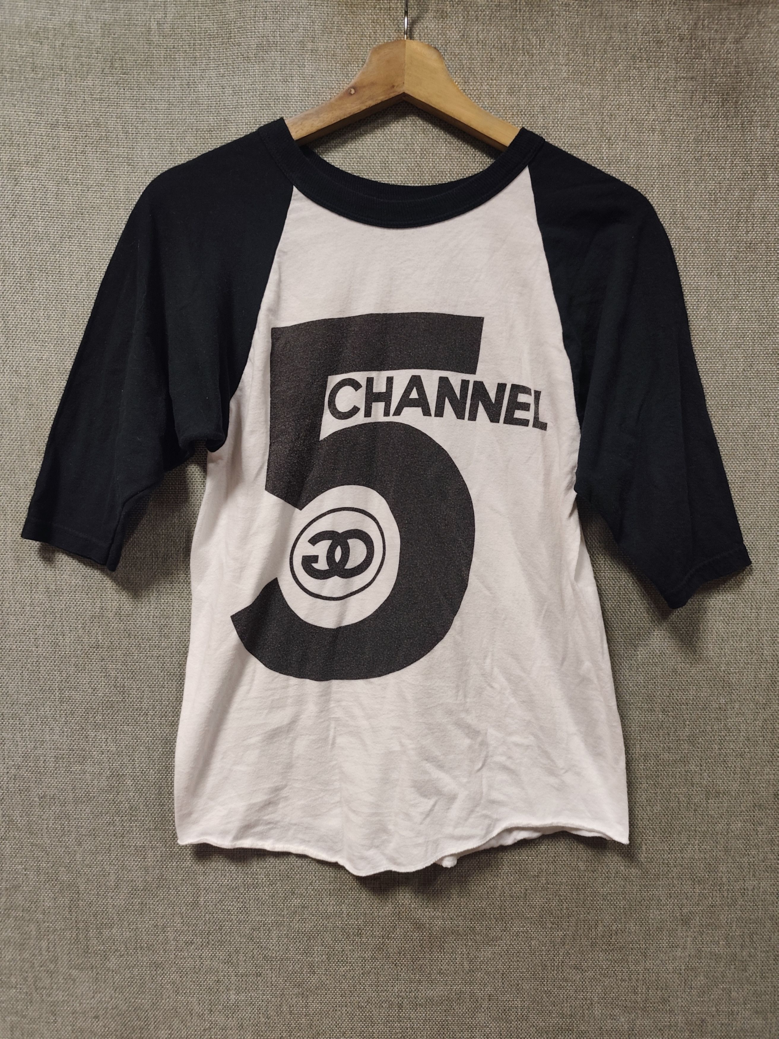 Vintage Vintage raglan channel 5 shirt Size US XS / EU 42 / 0 - 1 Thumbnail
