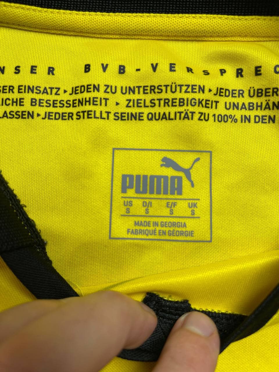 Other PUMA BORUSSIA DORTMUND 2015/2016 soccer football jersey Size US S / EU 44-46 / 1 - 5 Thumbnail
