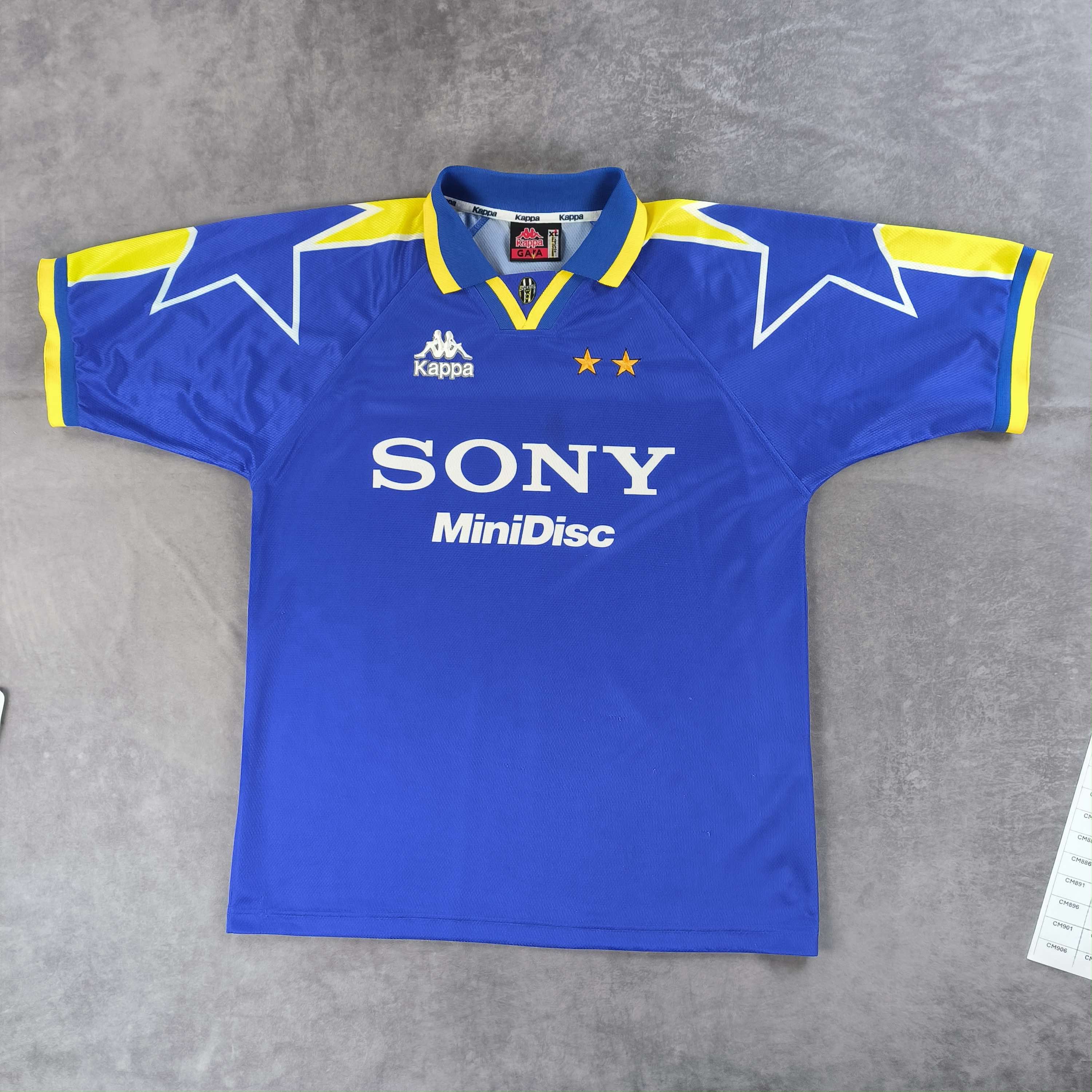 Kappa Juventus 1996-97 Kappa away football jersey shirt size XL Size US XL / EU 56 / 4 - 1 Thumbnail
