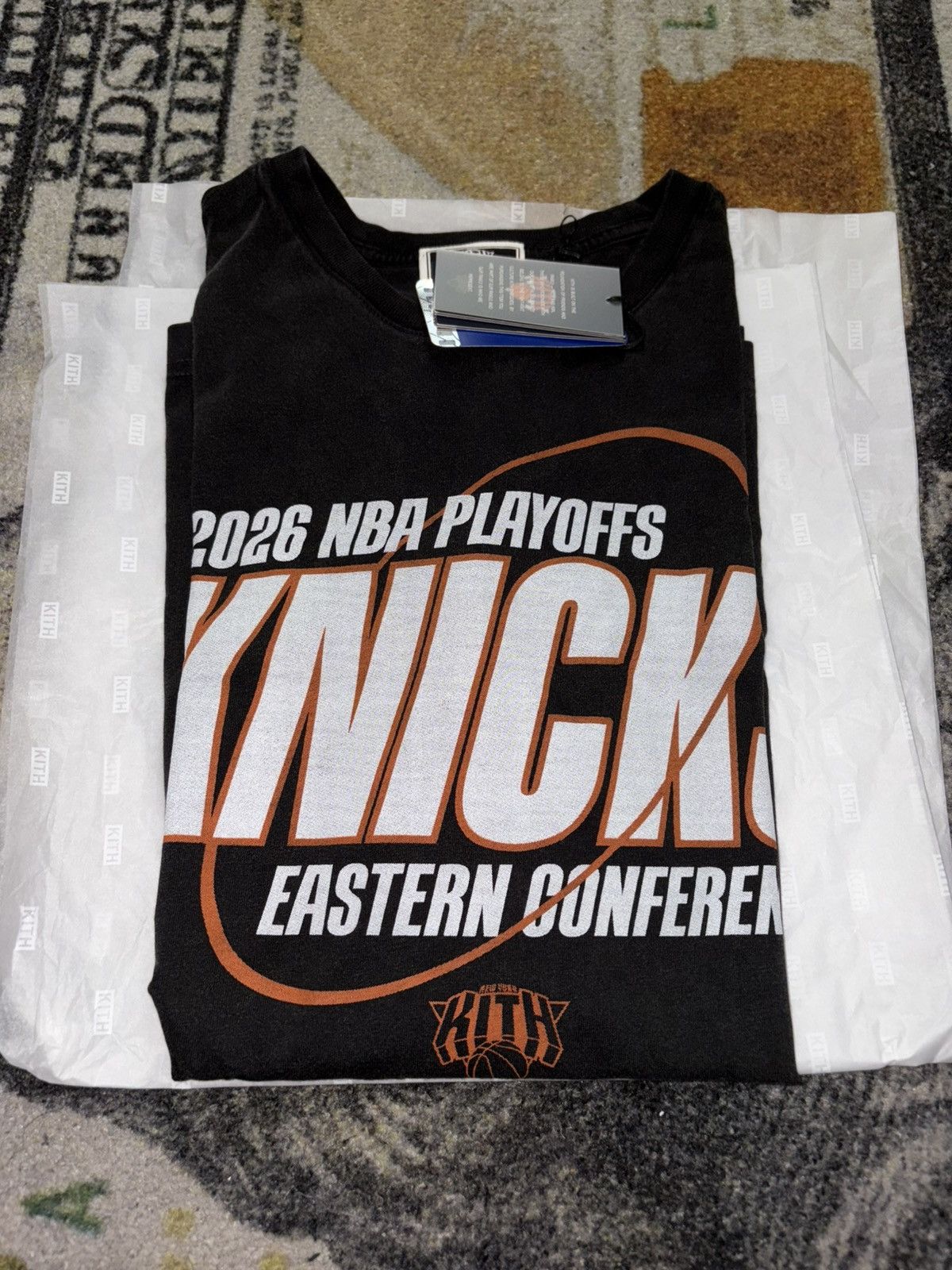Kith × NBA Kith NBA New York Knicks Playoff Tee Size US L / EU 52-54 / 3 - 1 Thumbnail