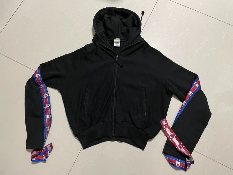 Vetements Champion Collaborative Cardigan Hooded Zip-up Ja