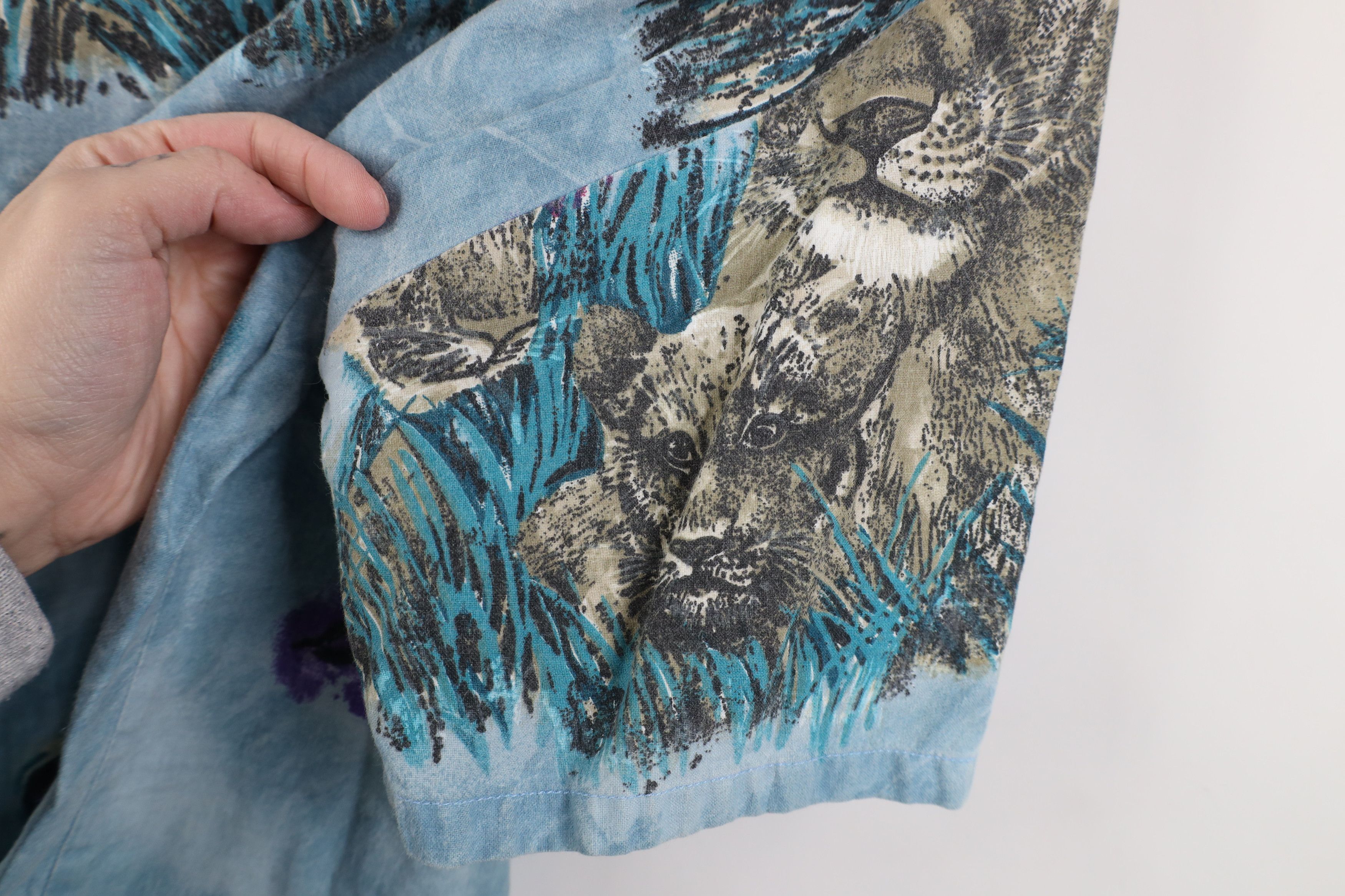 Vintage Vintage 90s Streetwear Tiger Cat Short Sleeve Button Shirt Size L / US 10 / IT 46 - 10 Thumbnail