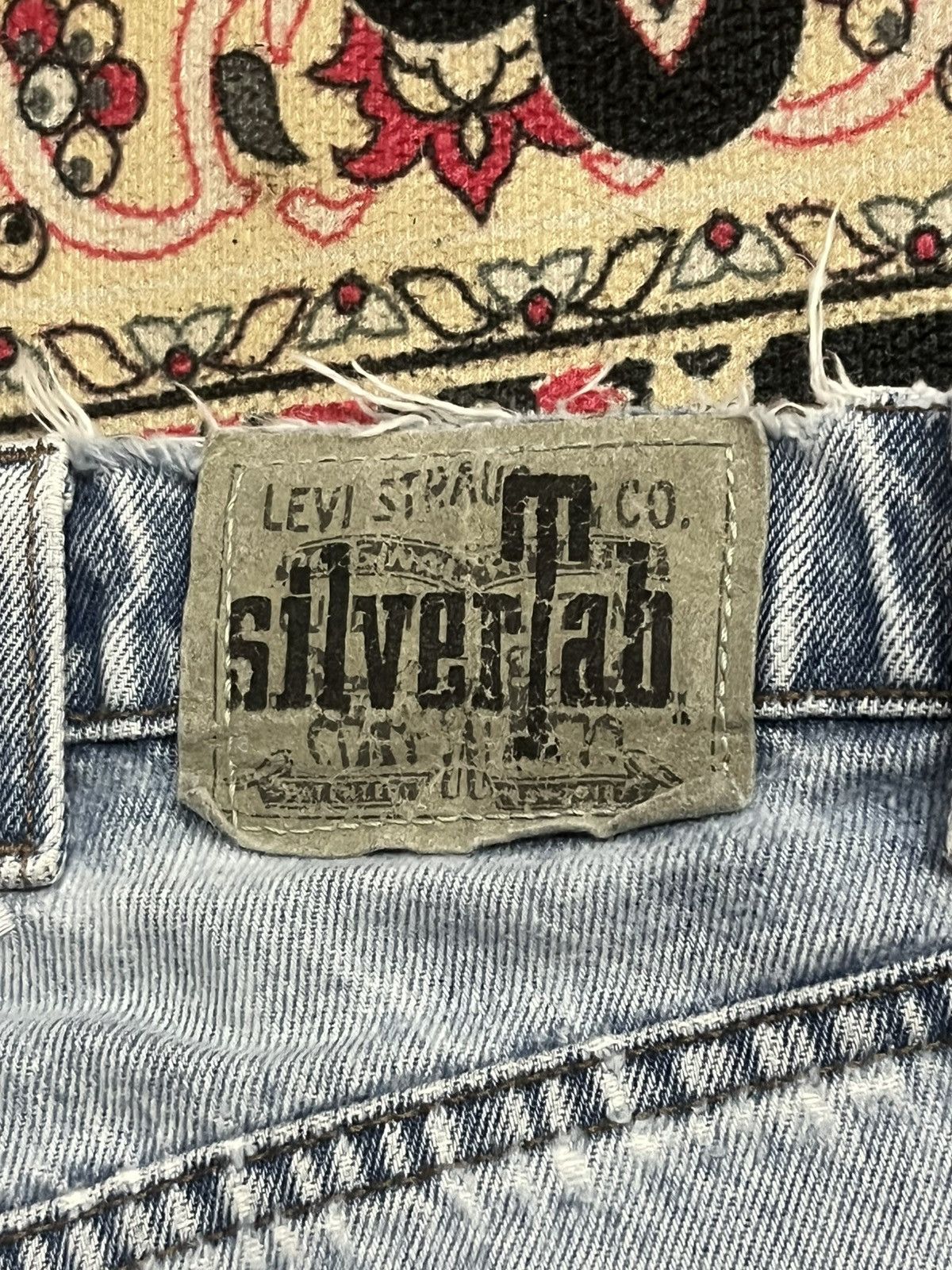 Levi's ⚡️Baggy⚡️Vintage Levi’s Silvertab Light Blue Washed Jeans Size US 33 - 9 Thumbnail