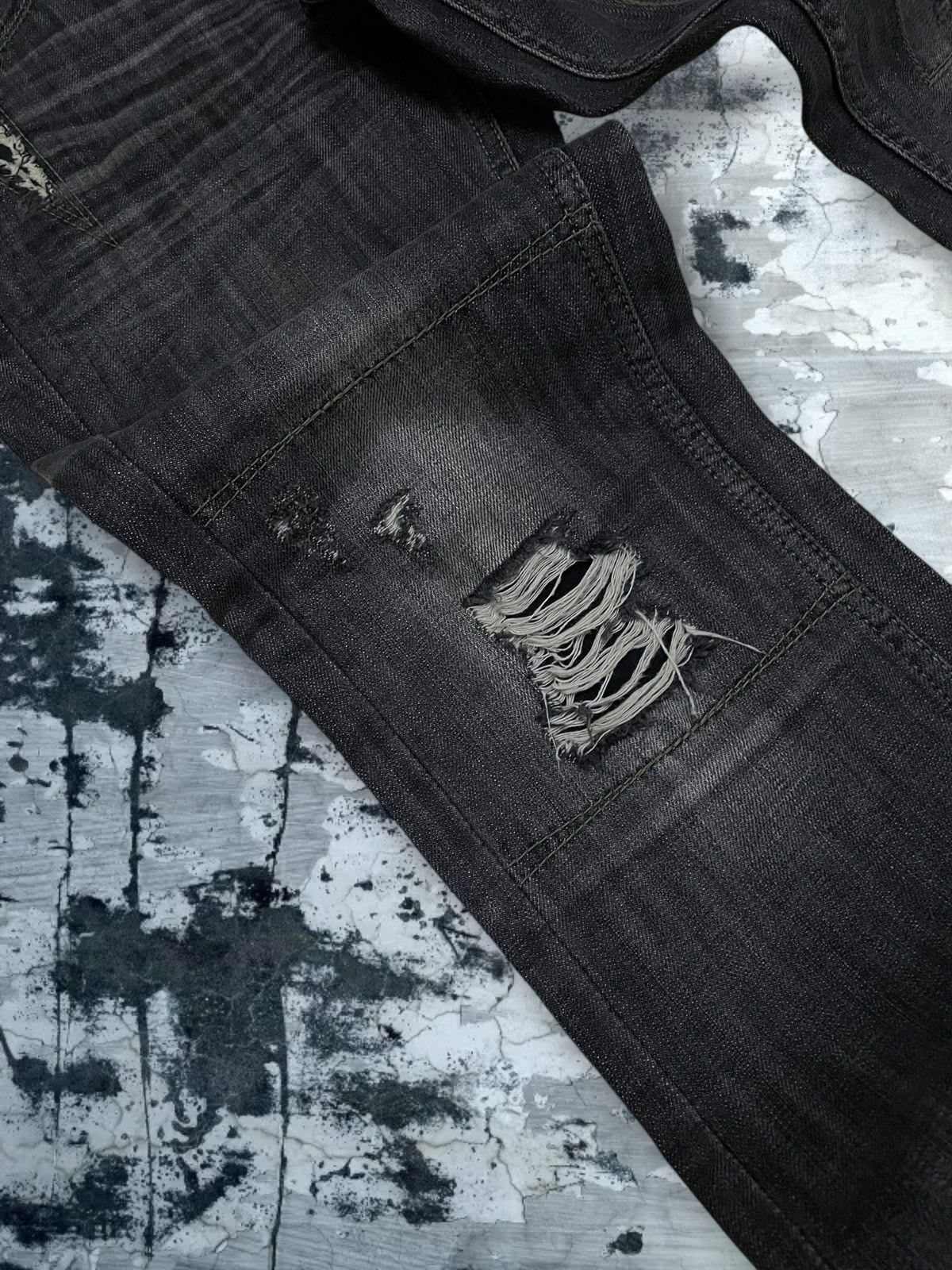 Tornado Mart Vintage 1990s Og Japan Designer RattleTrap Distressed Denim Size US 29 - 8 Thumbnail