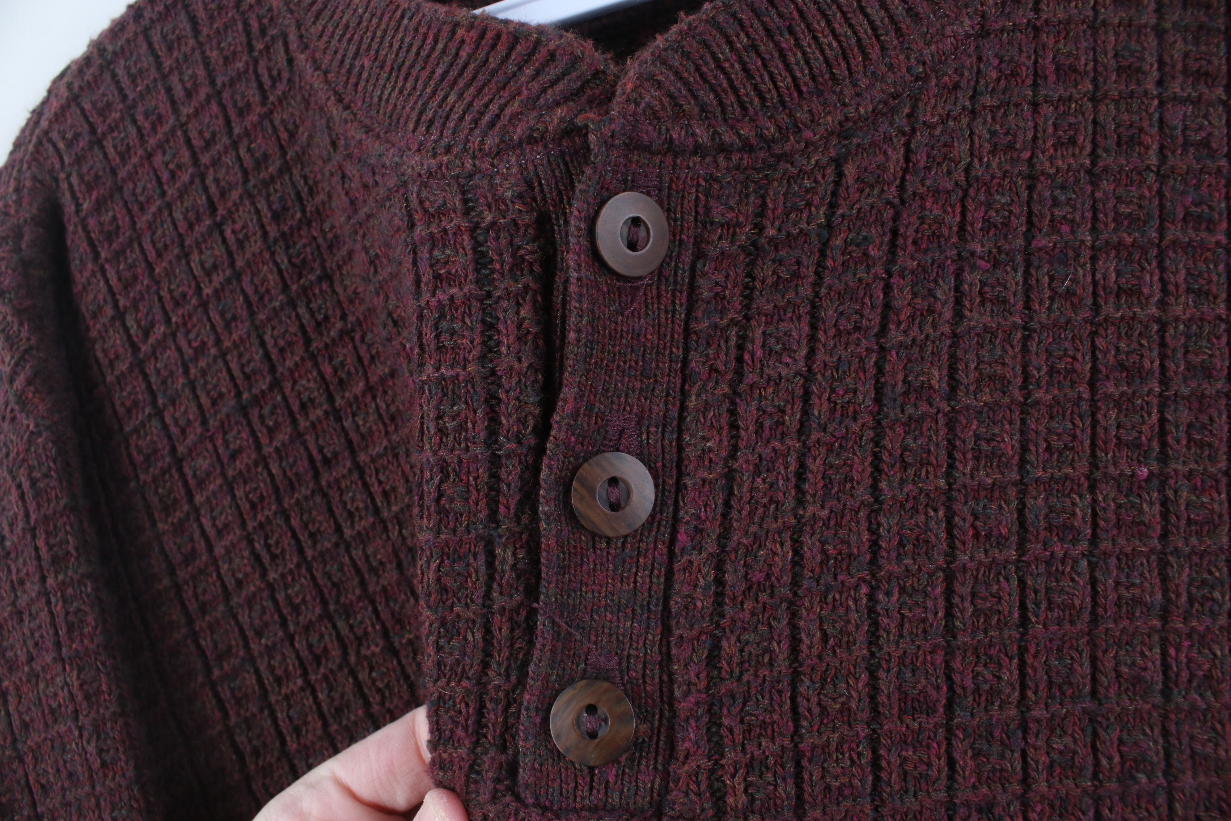 Vintage Vintage 90s Streetwear Checkered Knit Henley Sweater Red Size US XL / EU 56 / 4 - 4 Thumbnail