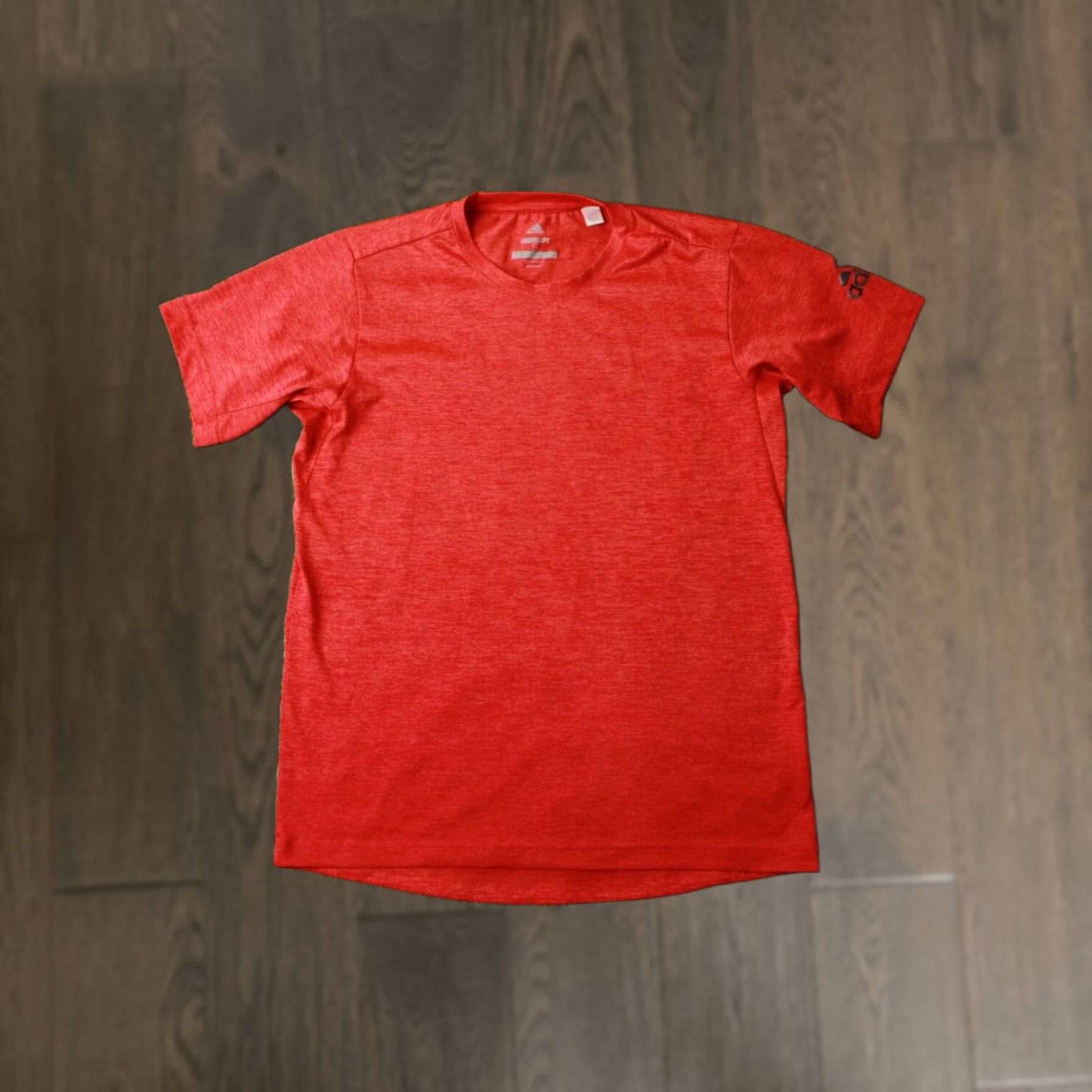 Adidas ADIDAS PERFORMANCE FREELIFT 2017 T-Shirt MEN S SMALL Red Jersey 100% Polyester Short Sleeve Crew Neck Running Base Layer 2017 Original Size S Small Size US S / EU 44-46 / 1 - 1 Thumbnail