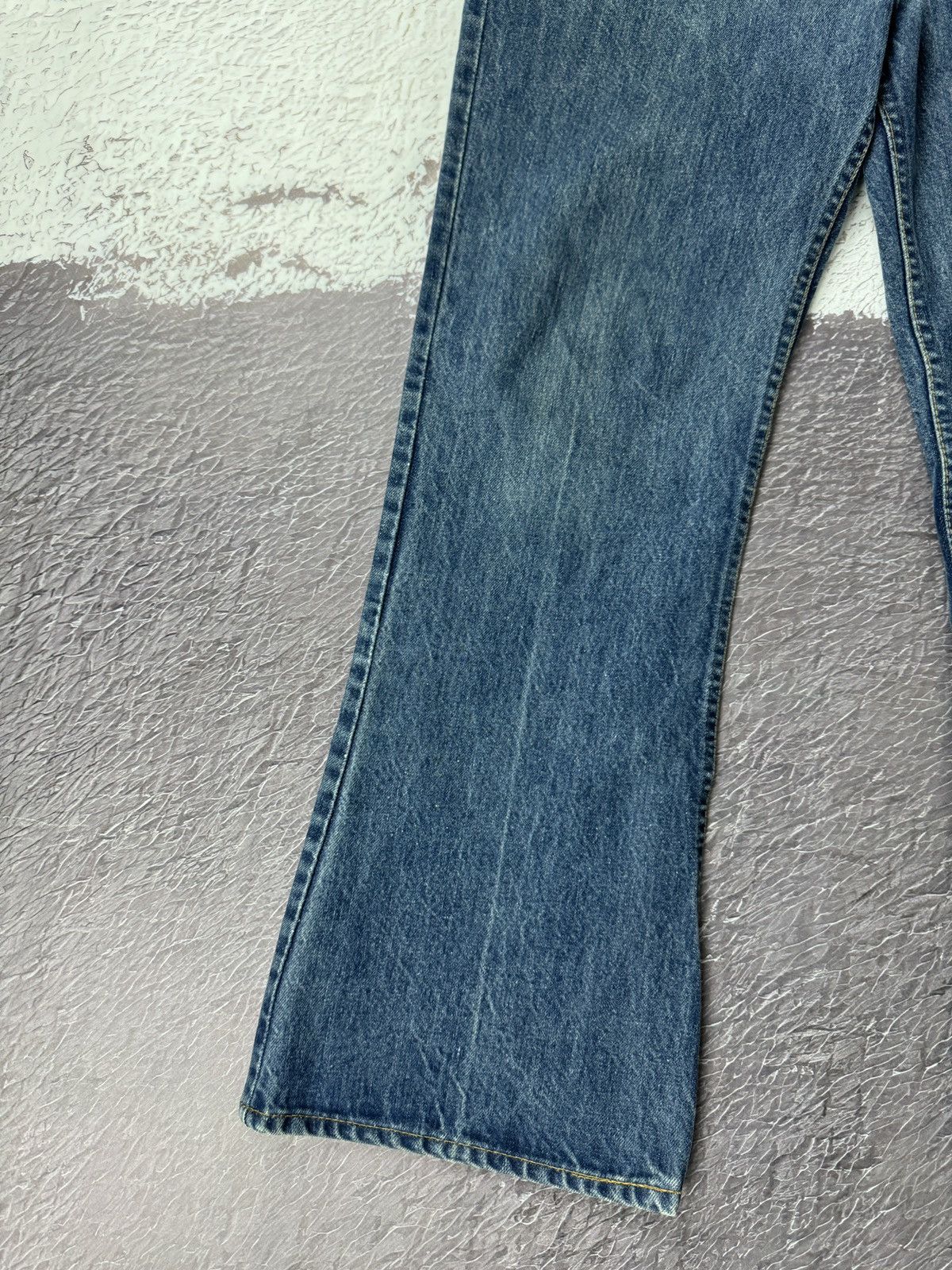 Levi's Levi’s vintage 90s blue faded orange tab flared jeans Size US 36 / EU 52 - 4 Thumbnail