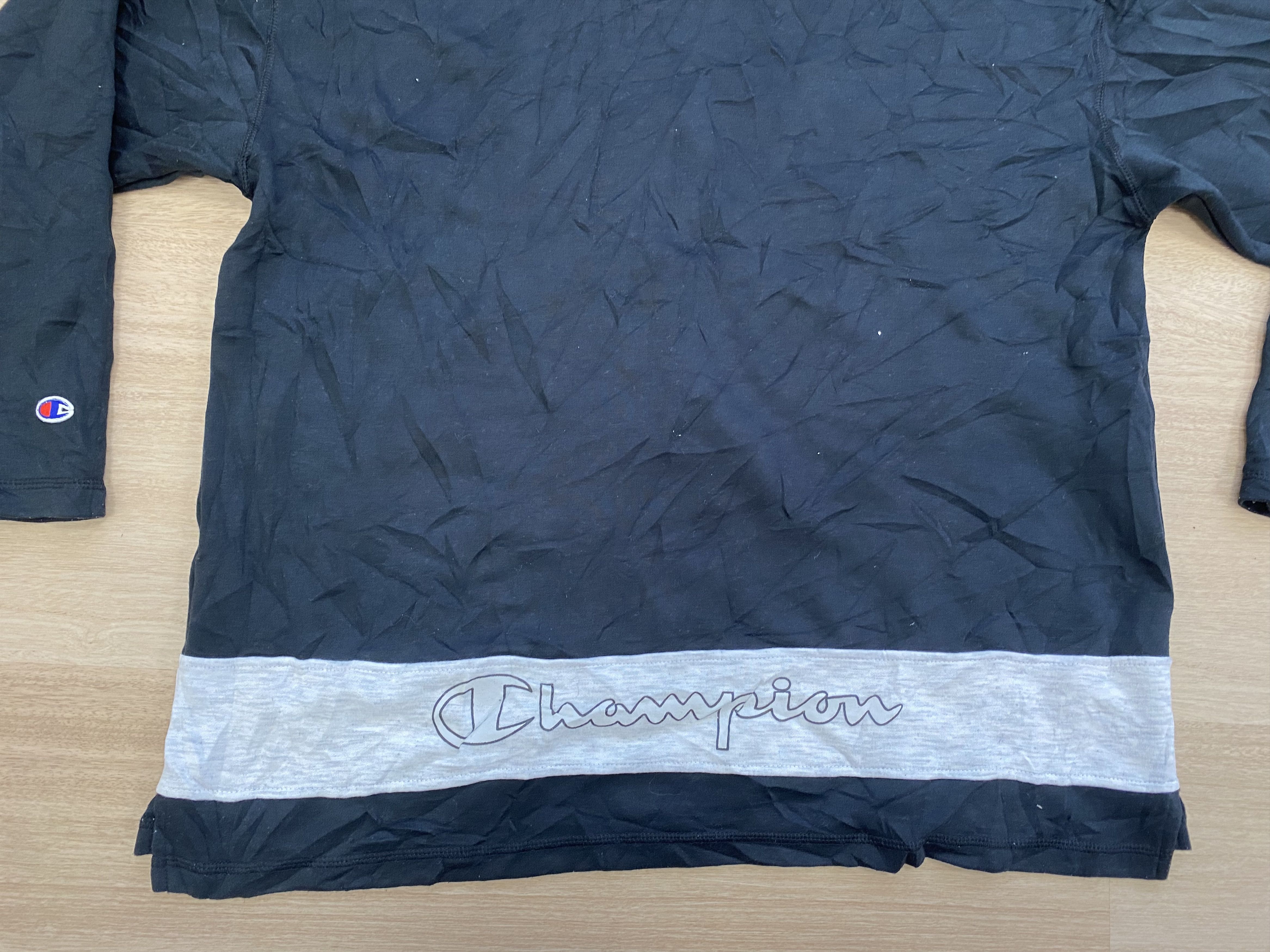 Champion VINTAGE CHAMPION SWEATSHIRT BIG LOGO SIZE XL Size US XL / EU 56 / 4 - 9 Thumbnail