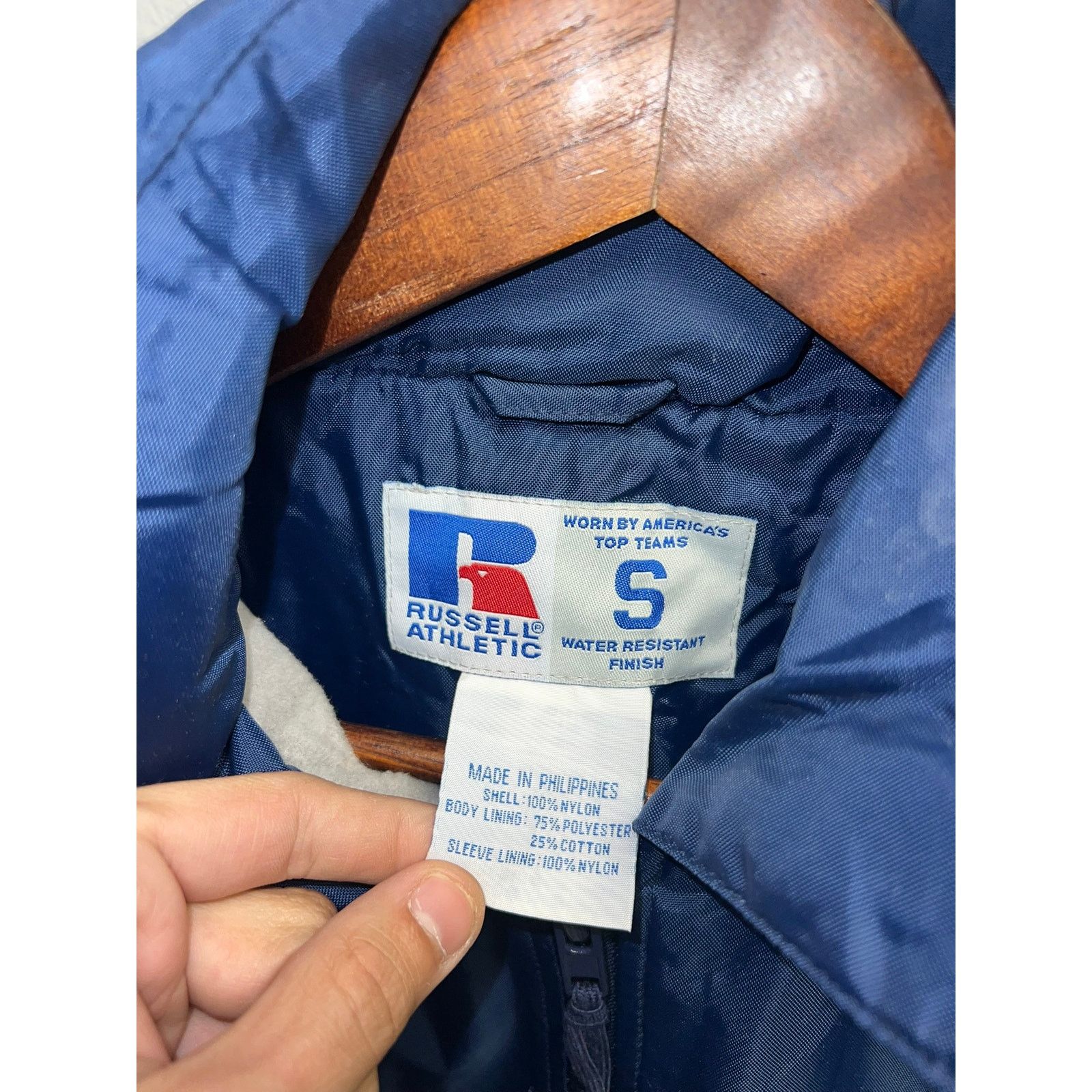 Vintage Vintage Russell Athletic Blue Jacket Water Resistant VTG L Size US L / EU 52-54 / 3 - 4 Thumbnail