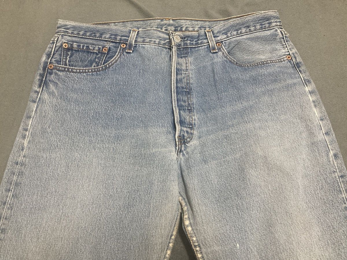 Levi's Vintage Y2K Levis 501 jeans Made in USA Size US 38 / EU 54 - 2 Thumbnail