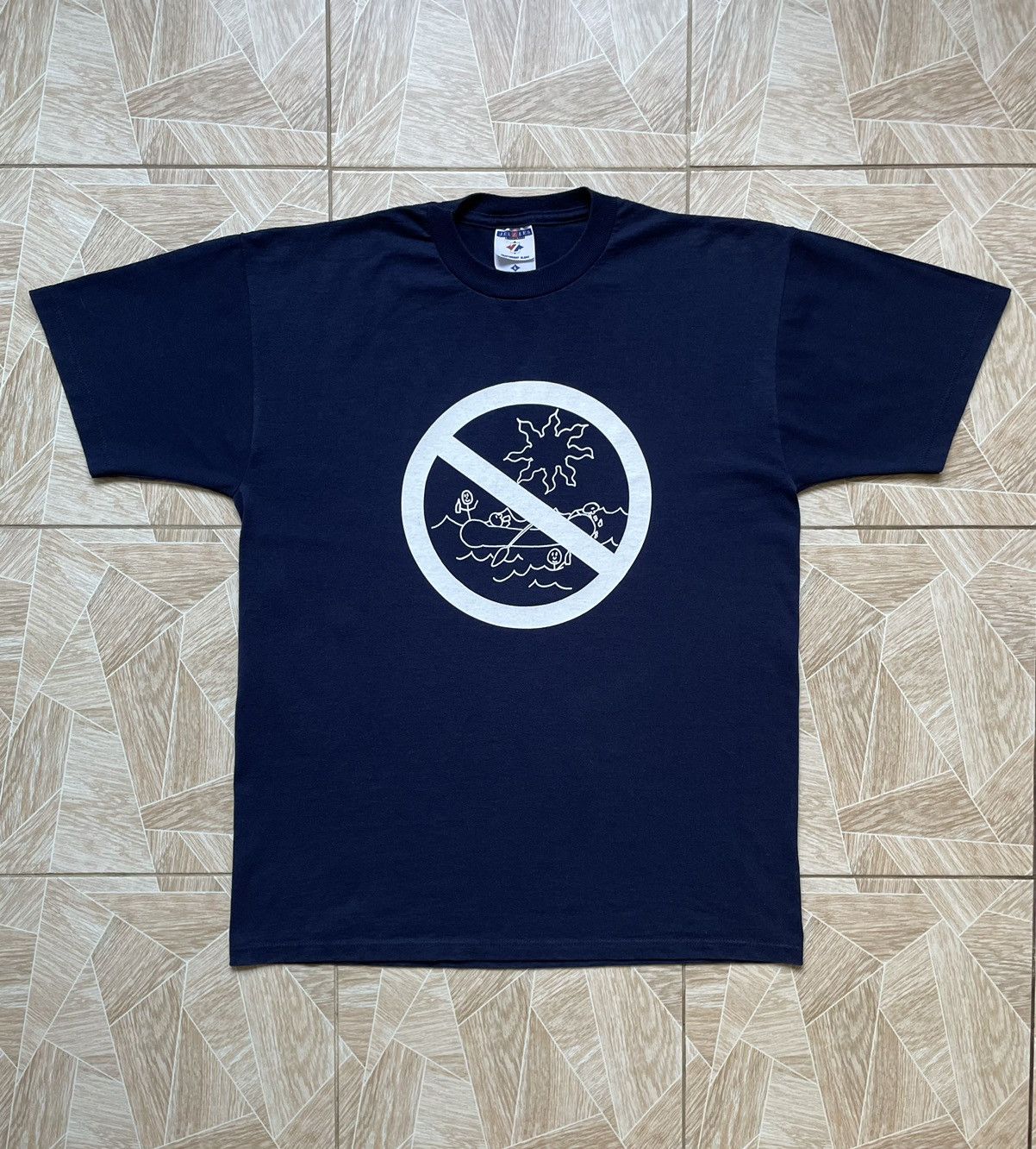 Band Tees × Vintage Vintage 90s Usa Rafting Big Logo E.C.M. on the Delaware 1998 Size US L / EU 52-54 / 3 - 1 Thumbnail