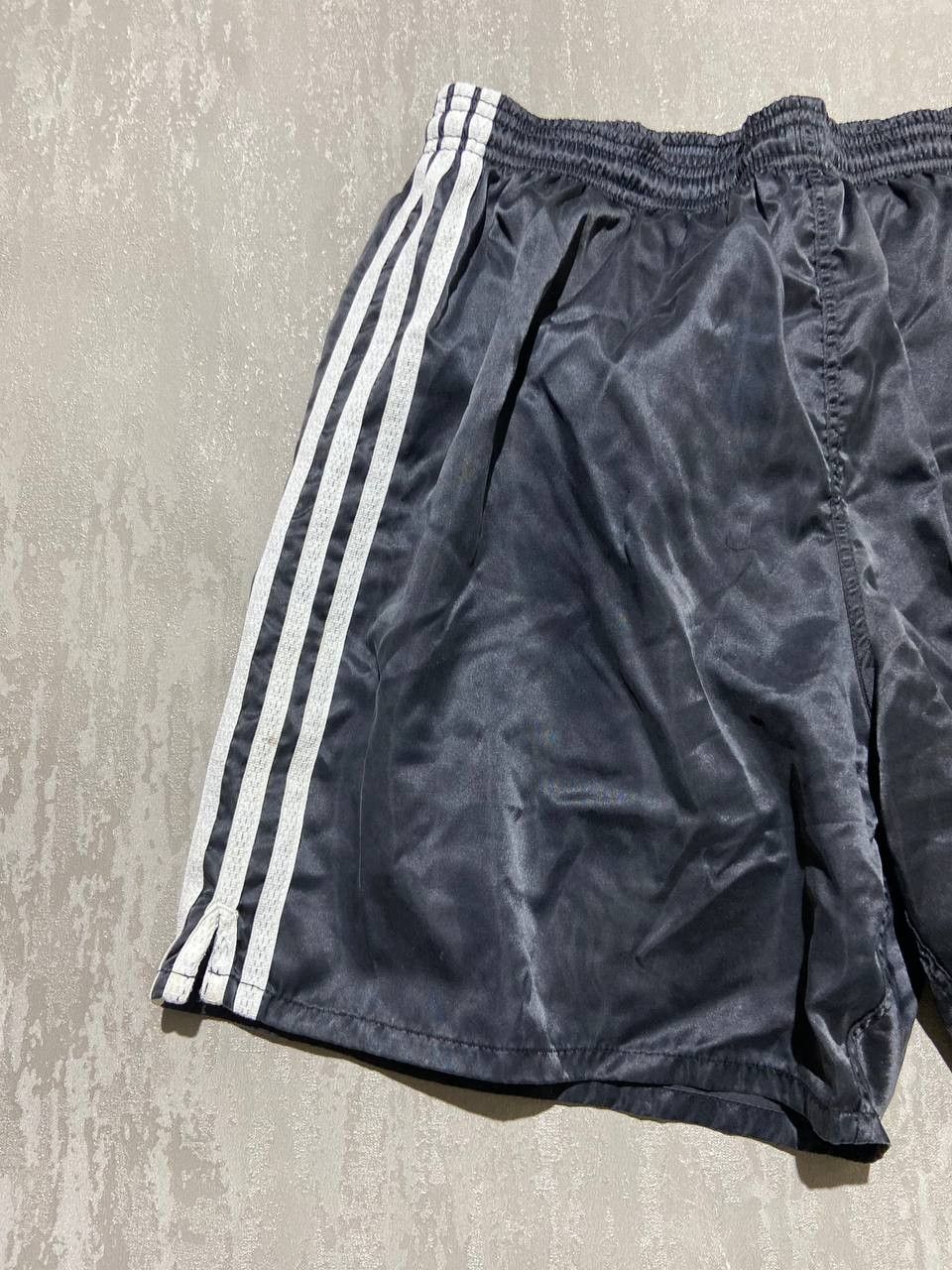 Adidas × Vintage Vintage Adidas Graphite Black Nylon Shorts Size US 38 / EU 54 - 3 Thumbnail