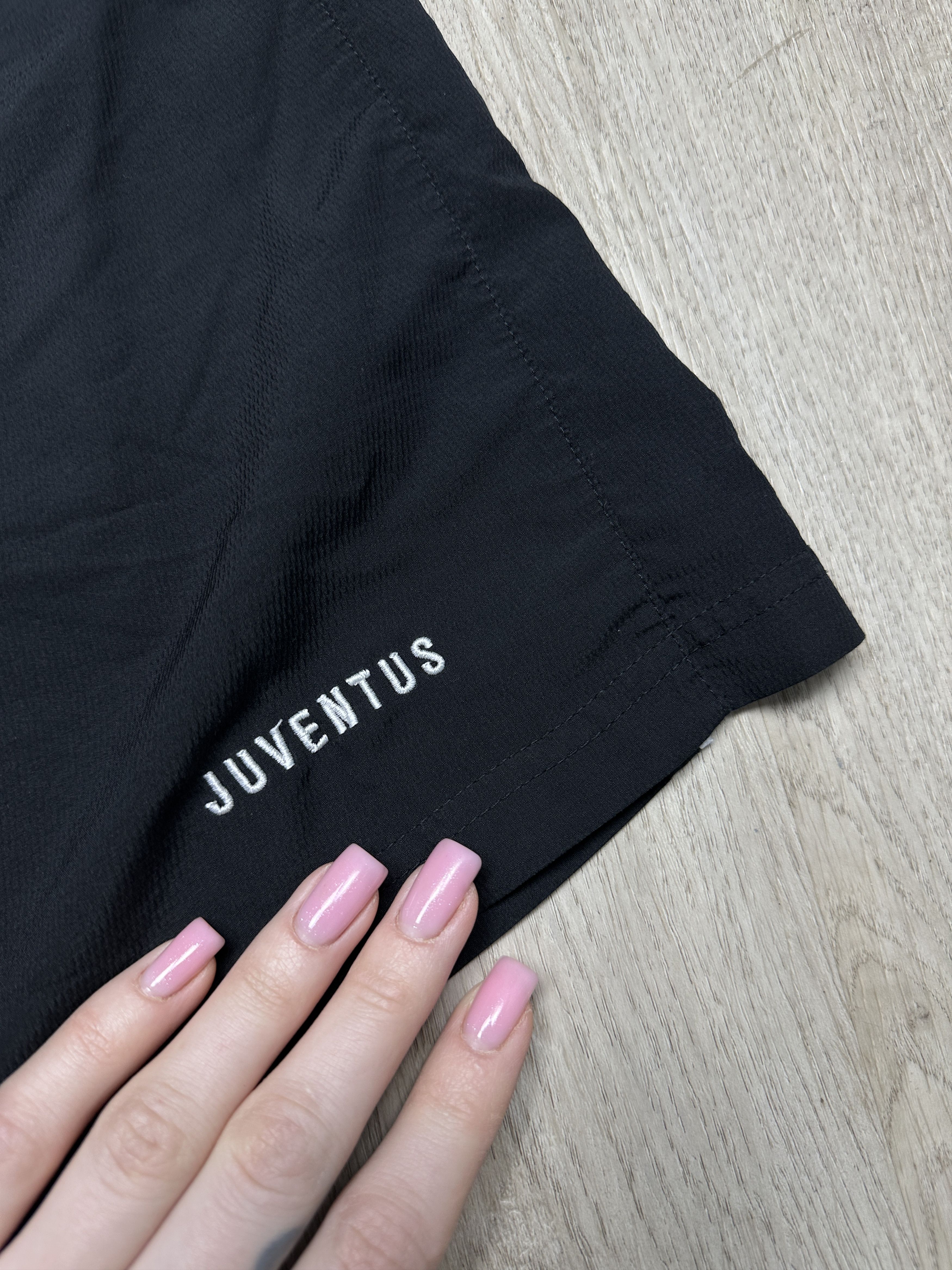 Nike Nike Juventus Vintage Mens Shorts Size US 36 / EU 52 - 8 Thumbnail