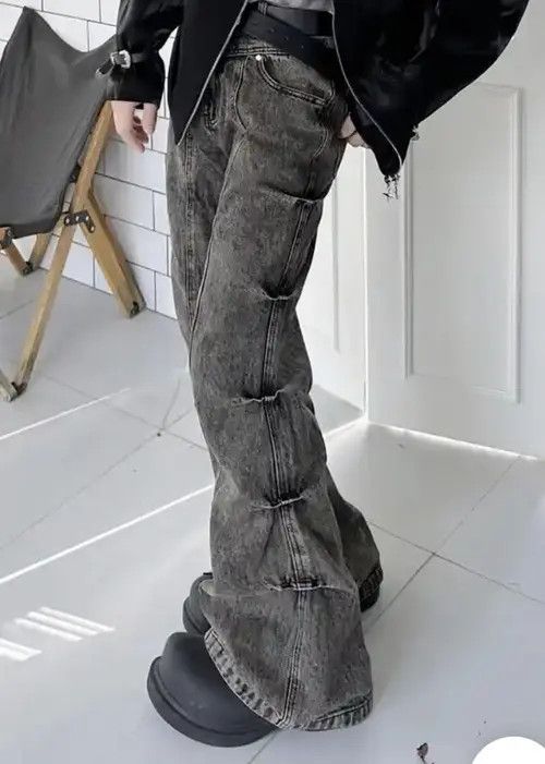 Japanese Brand × Jean Distressed Style Washed Pleated Bootcut Jean Size US 32 / EU 48 - 3 Thumbnail