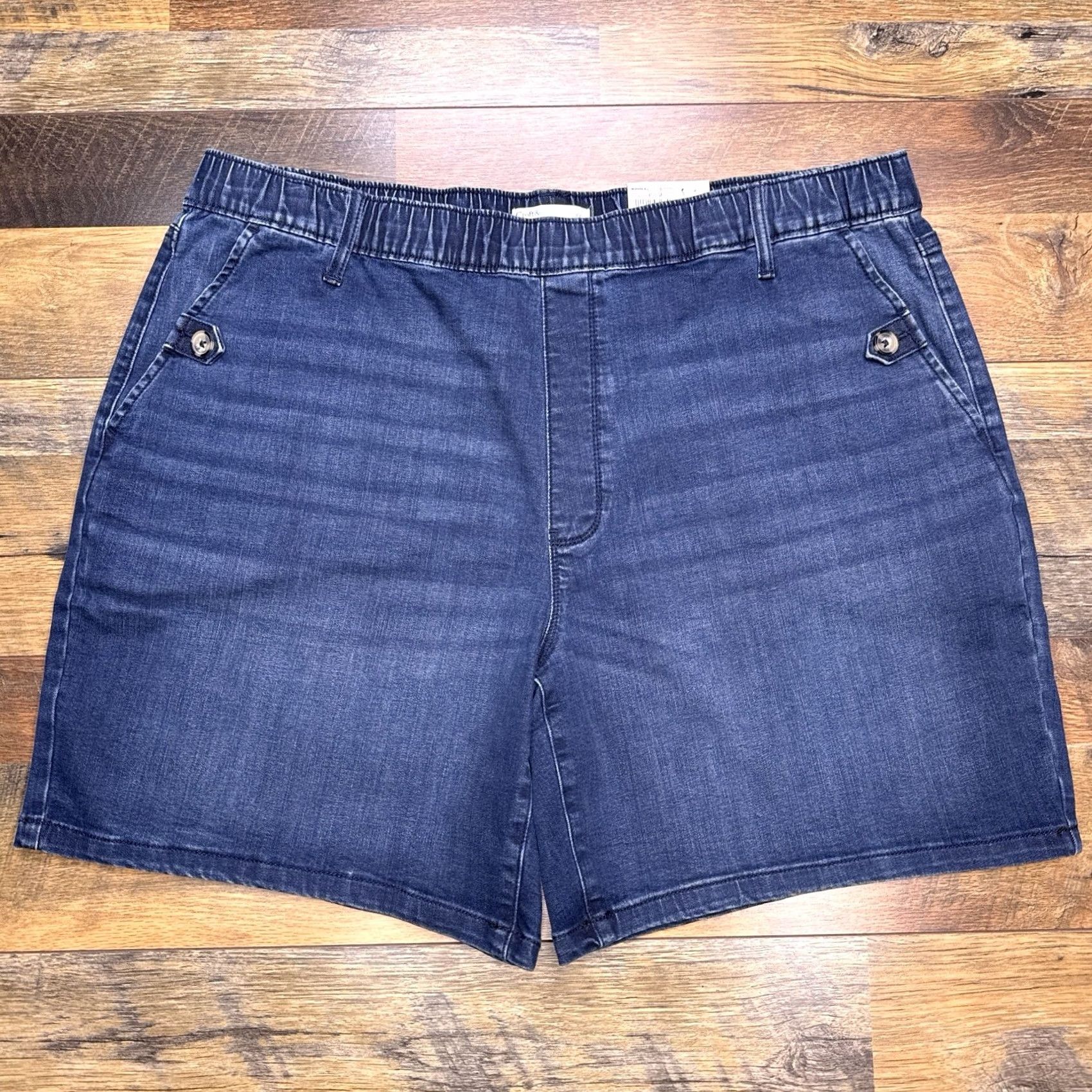 Croft & Barrow Croft & Barrow Denim Pull On Shorts Womens XXL Mid Rise Stretch Casual New Size 40" / US 18 - 2 Thumbnail
