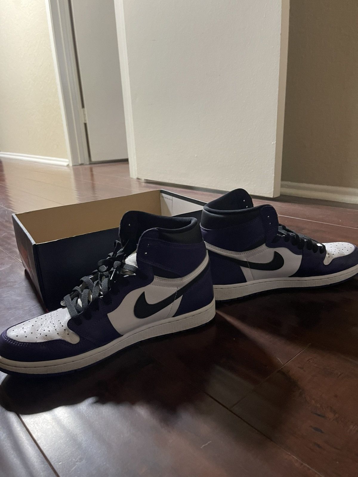 Jordan Brand Jordan 1 Court Purple High Top Size US 11.5 / EU 44-45 - 5 Thumbnail