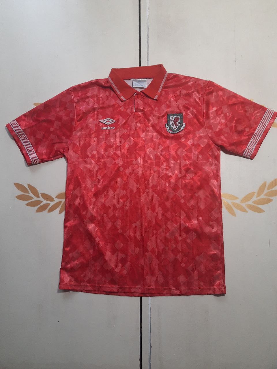 Umbro × Vintage Umbro Wales Jersey 1990-1992 Size US XL / EU 56 / 4 - 2 Thumbnail