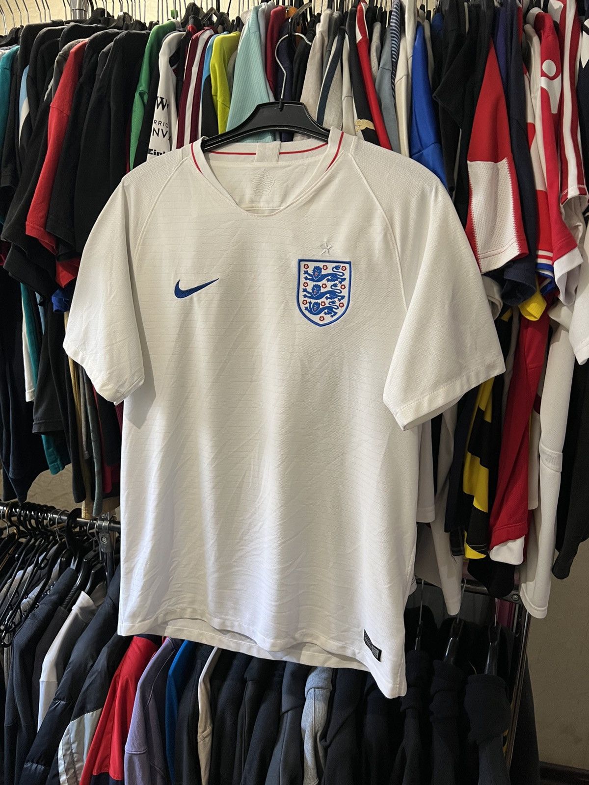 Nike × Vintage 2018/2019 VINTAGE NIKE ENGLAND NATIONAL TEAM HOME FOOTBALL T Size US L / EU 52-54 / 3 - 1 Thumbnail