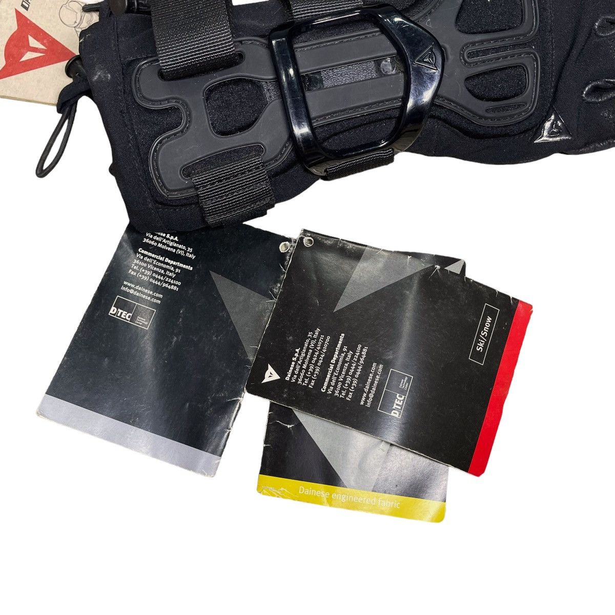 Dainese DAINESE D-IMPACT 13 D-DRIVE SNOWBOARD GLOVES NEW OLD STOCK Size ONE SIZE - 8 Thumbnail