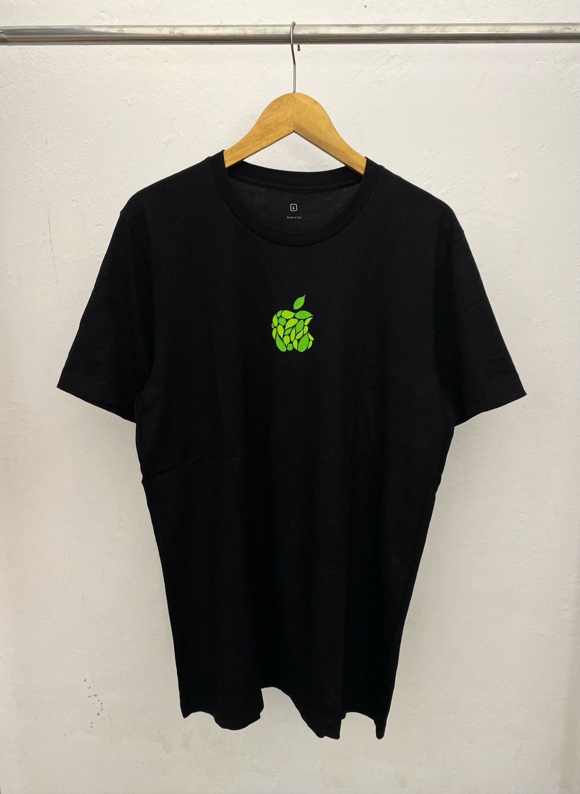 Apple × Vintage Apple store omotesando t-shirt Size US L / EU 52-54 / 3 - 1 Thumbnail