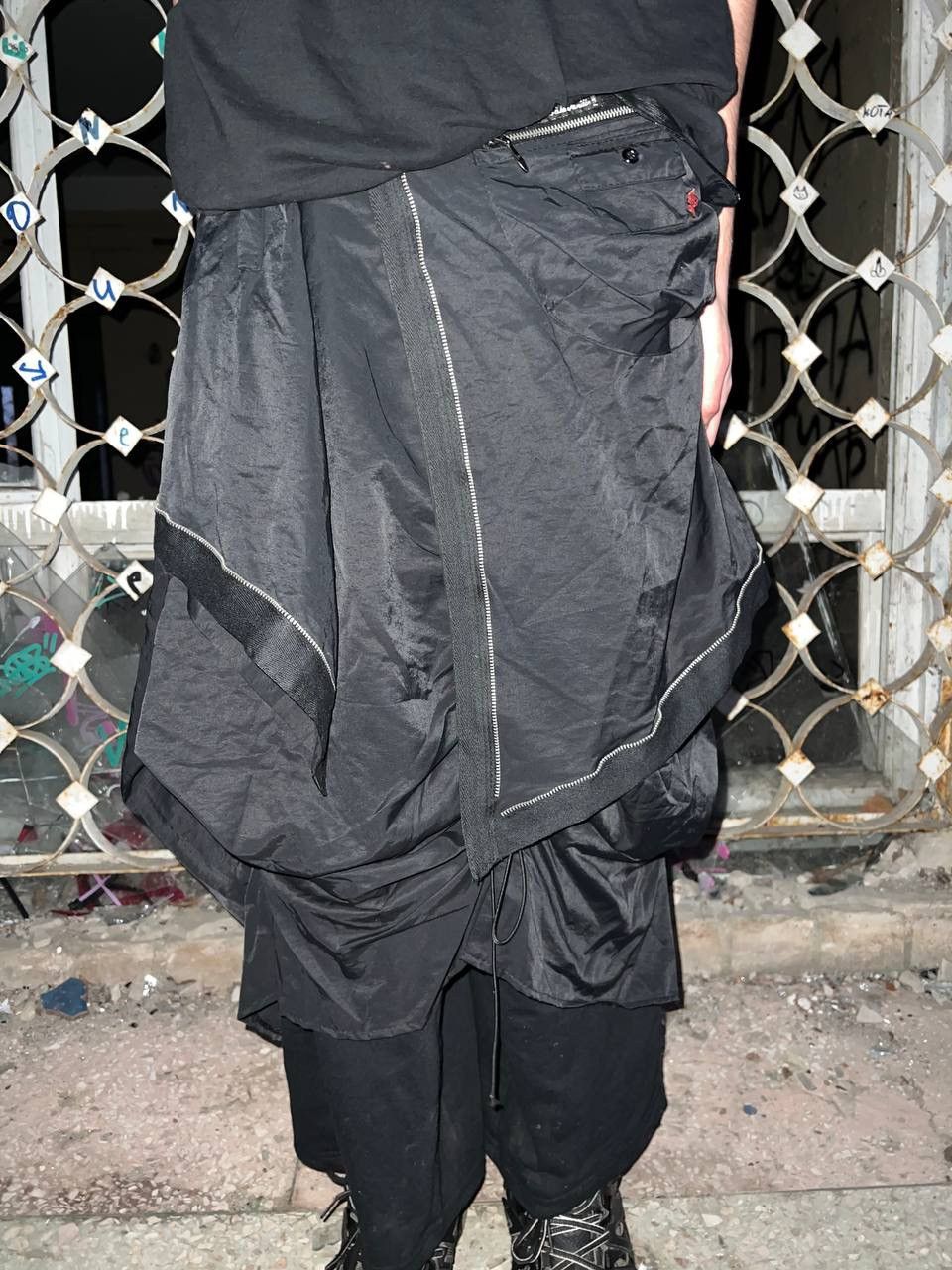 If Six Was Nine Vintage Y2K Gothic Asymmetrical Owens Style Skirt Sat Japane Size US 26 / EU 42 - 3 Thumbnail