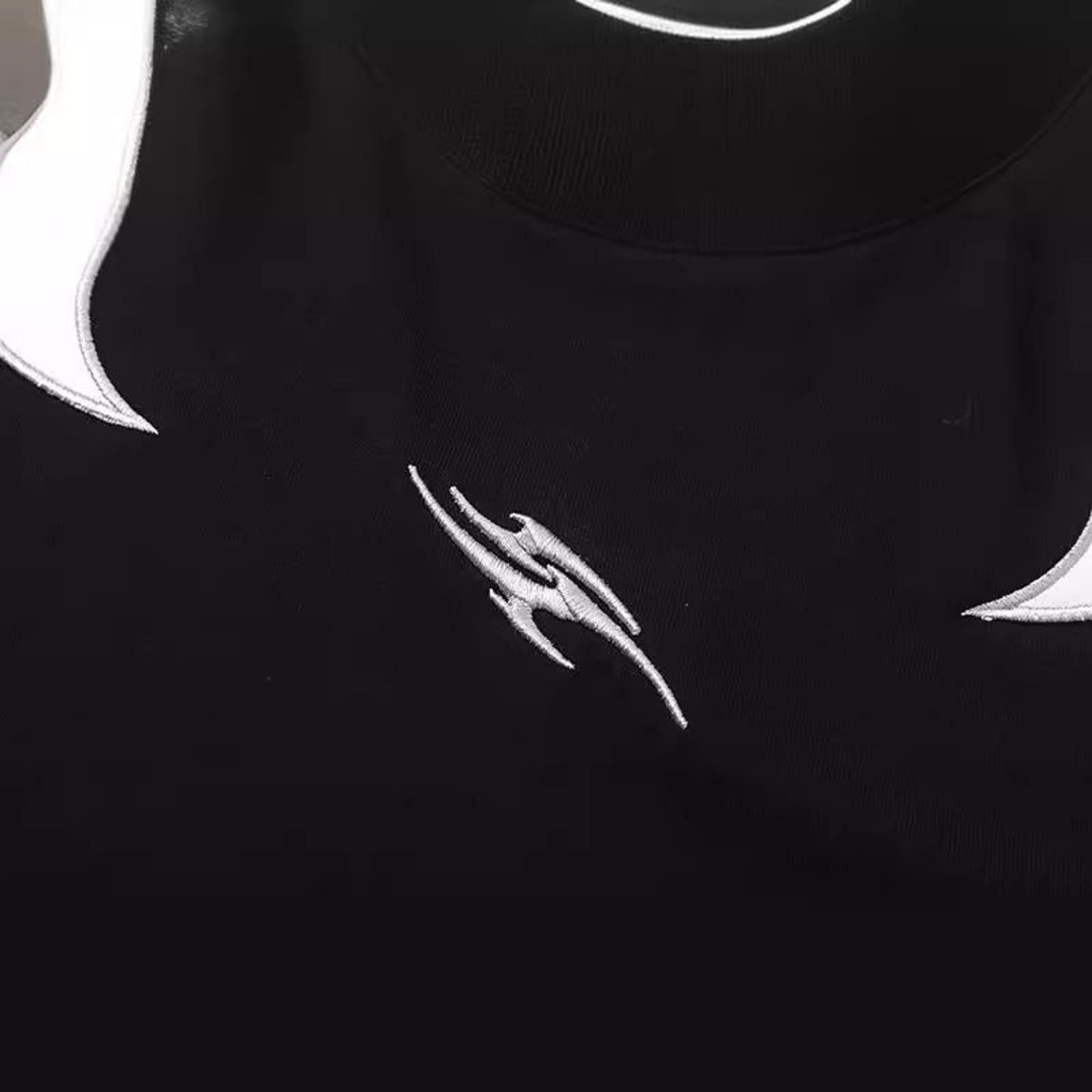 Other Contrast Flame Patch Embroidered T-Shirt Size US M / EU 48-50 / 2 - 3 Thumbnail