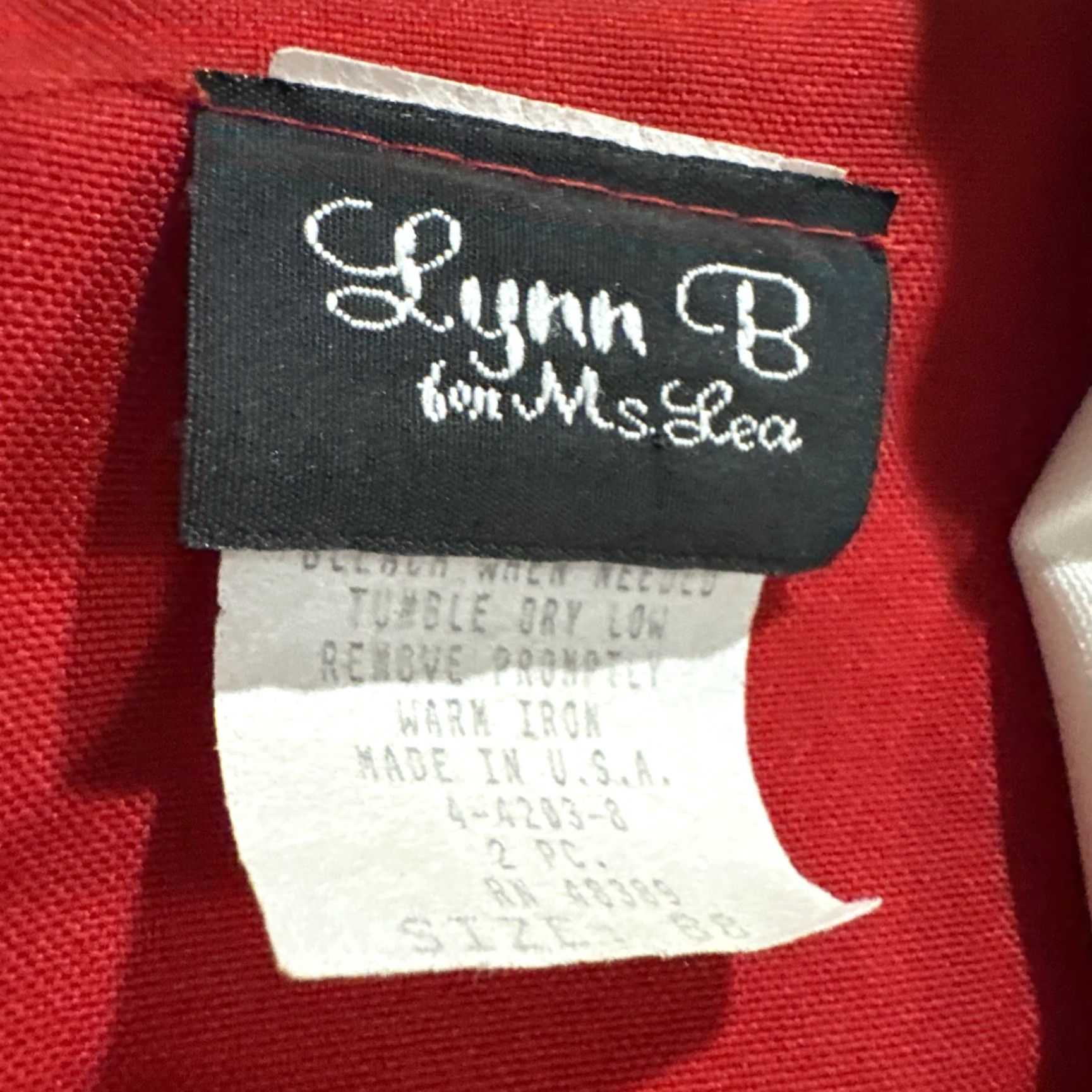 Vintage VINTAGE Lynn B for Ms Lea Women’s Business Suit Blazer Skirt 2X 3X Red Women’s Size 40" / US 18 - 3 Thumbnail