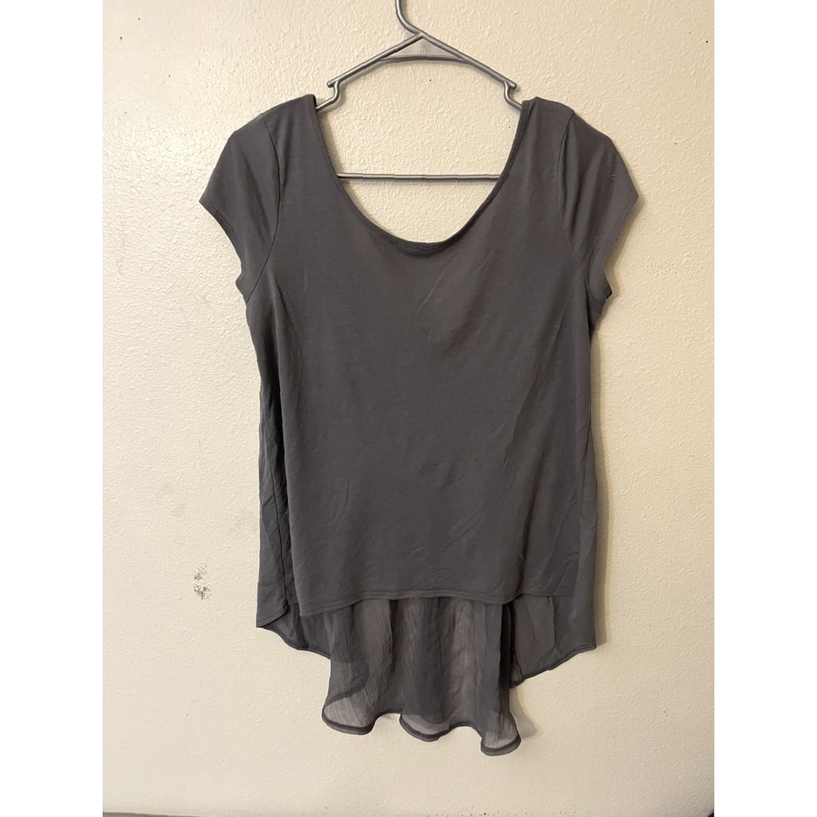 American Eagle Outfitters American Eagle Knit Strappy Tank - Size Medium Gray Layered Blouse Size M / US 6-8 / IT 42-44 - 2 Thumbnail