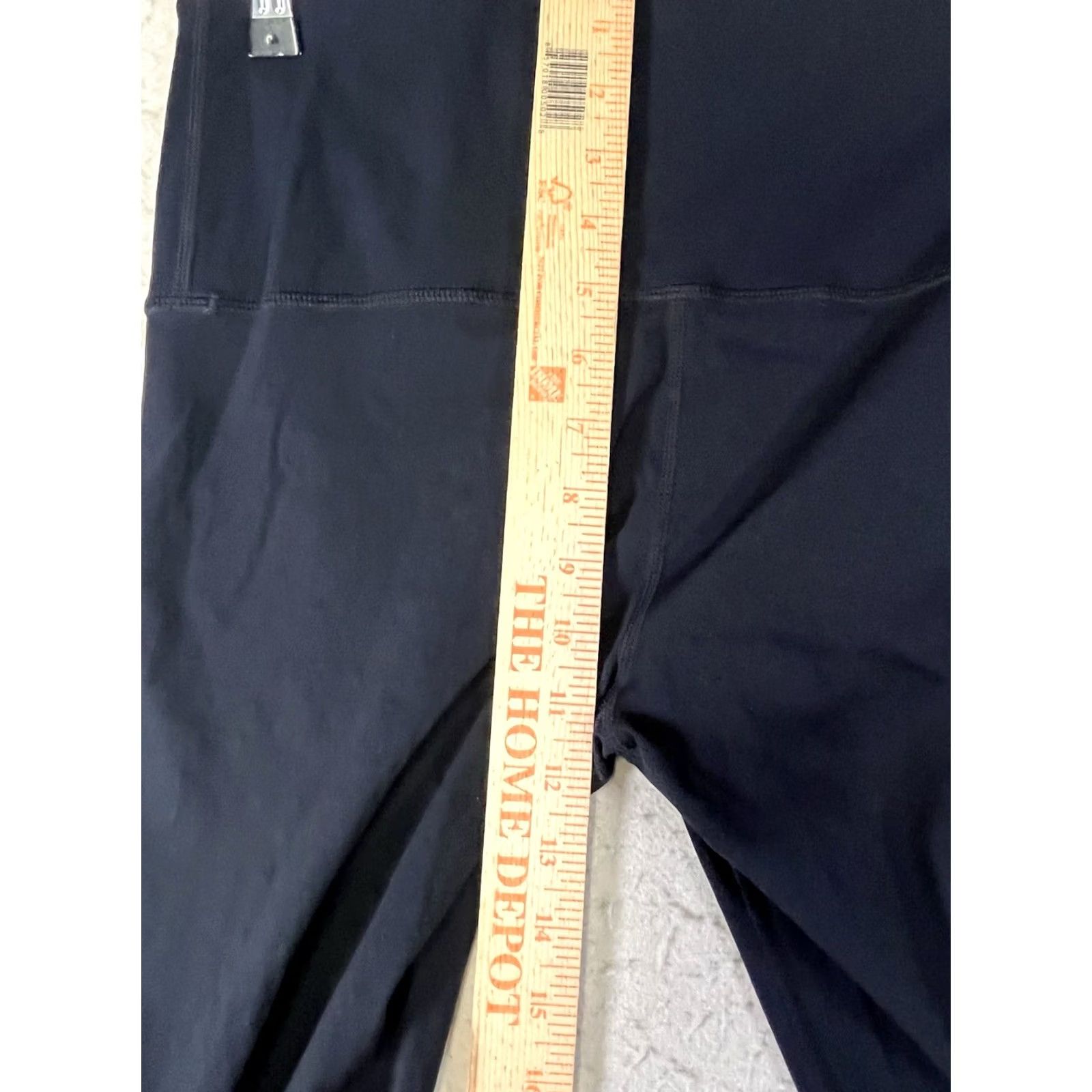 Vintage Elastique Athletics Black Compression Crop Leggings US Made Medium Women Size 32" / US 10 / IT 46 - 4 Thumbnail